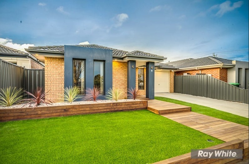 8 James Cook Drive, Truganina, VIC 3029