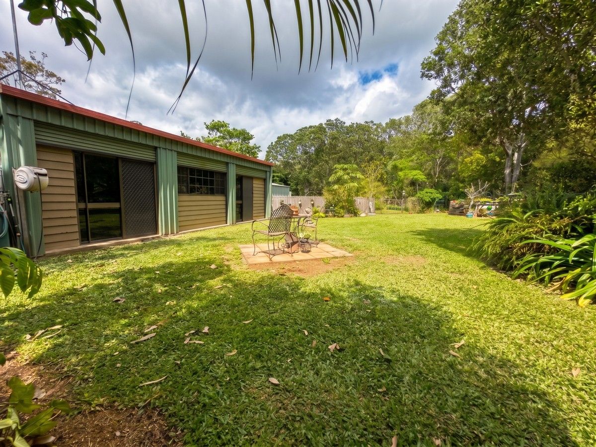 35 Carrington Road — photo 8 of 18