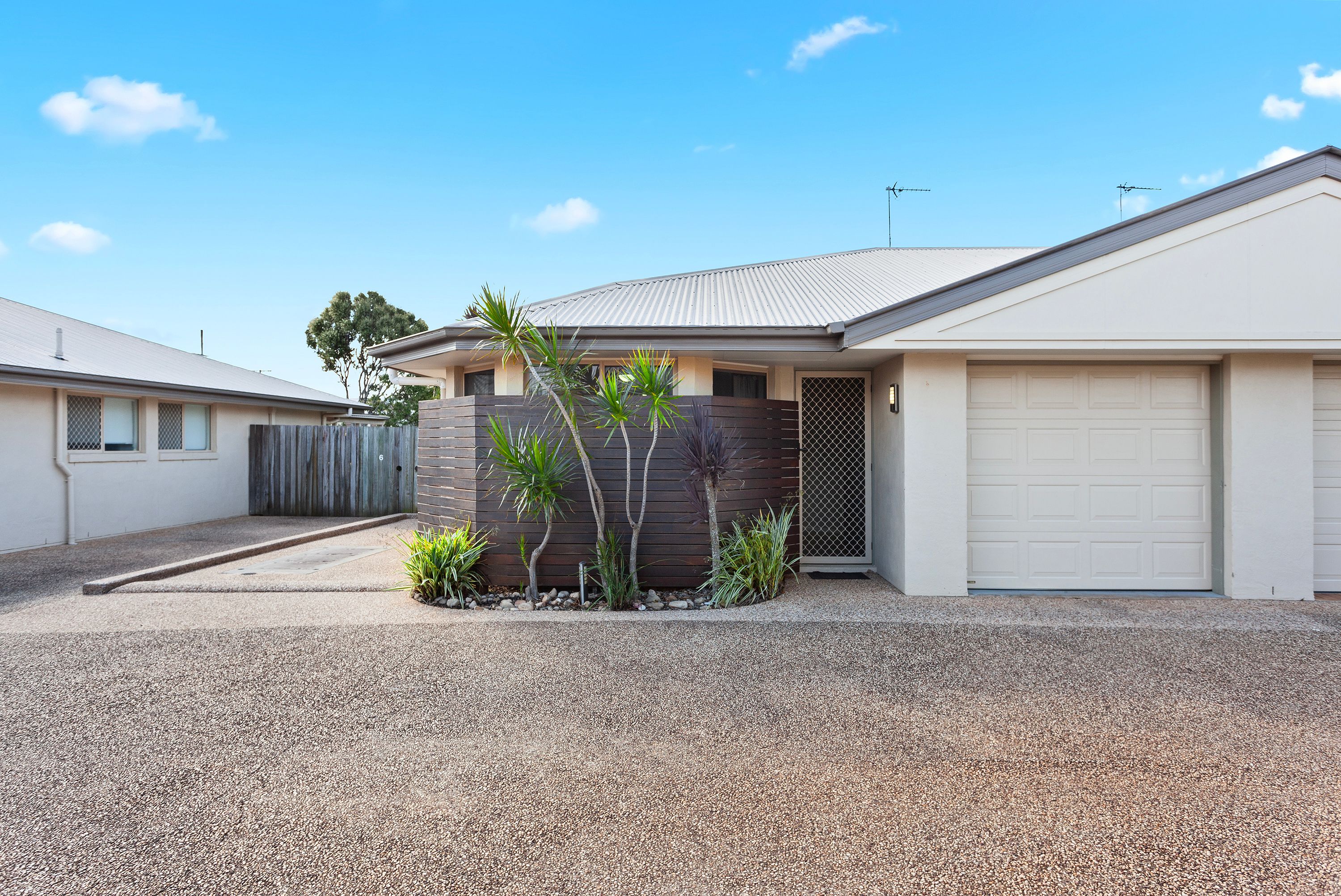 4/381 Greenwattle Street, Wilsonton QLD 4350