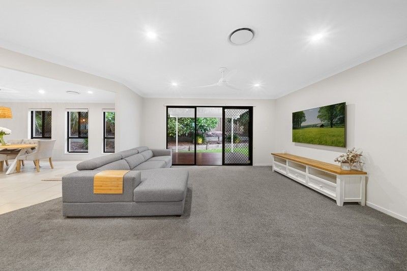 10 Garawarra Crescent, Upper Coomera, QLD 4209