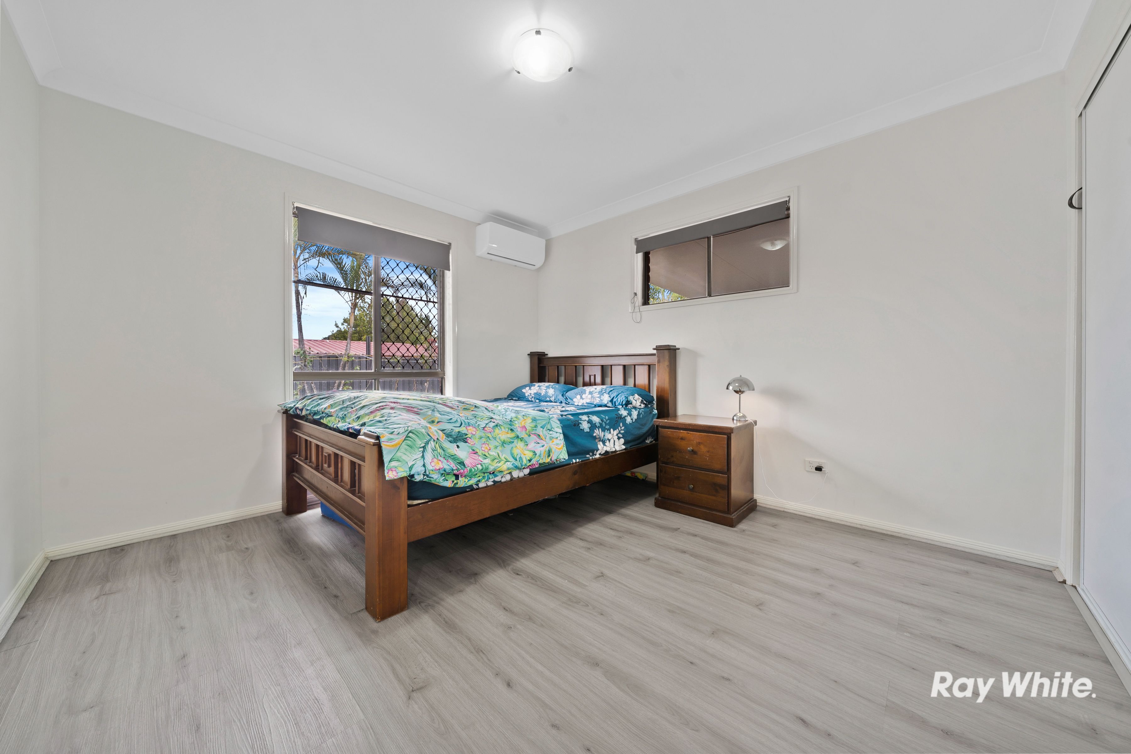 2 Dunbar Street — photo 9 of 19