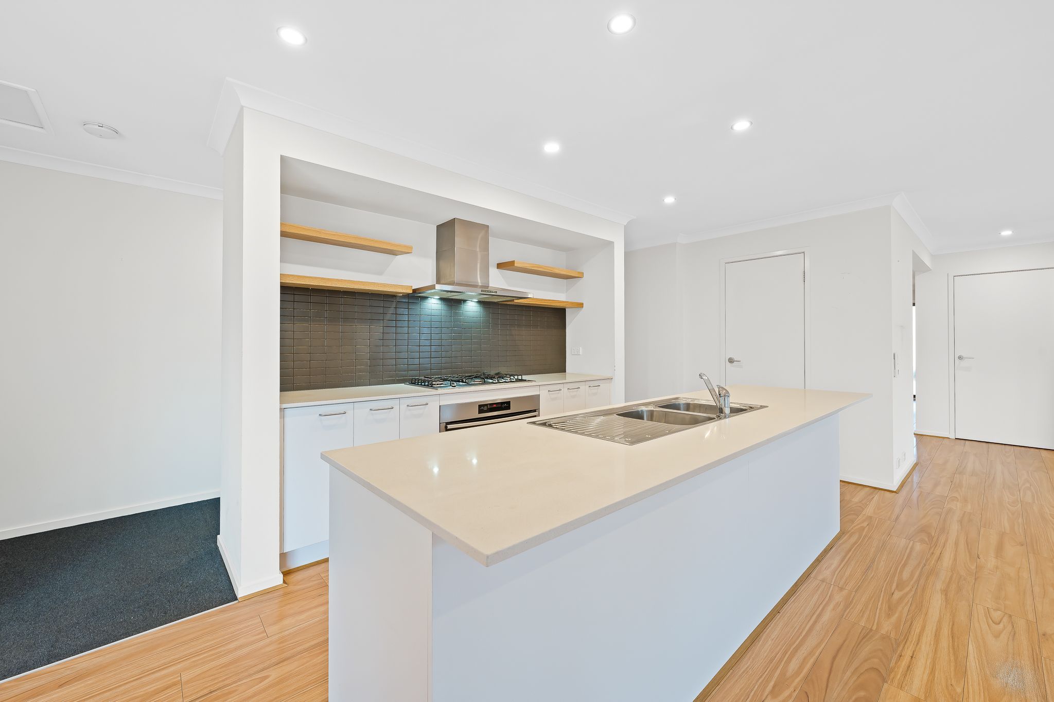 19 Burchill Avenue — photo 3 of 13