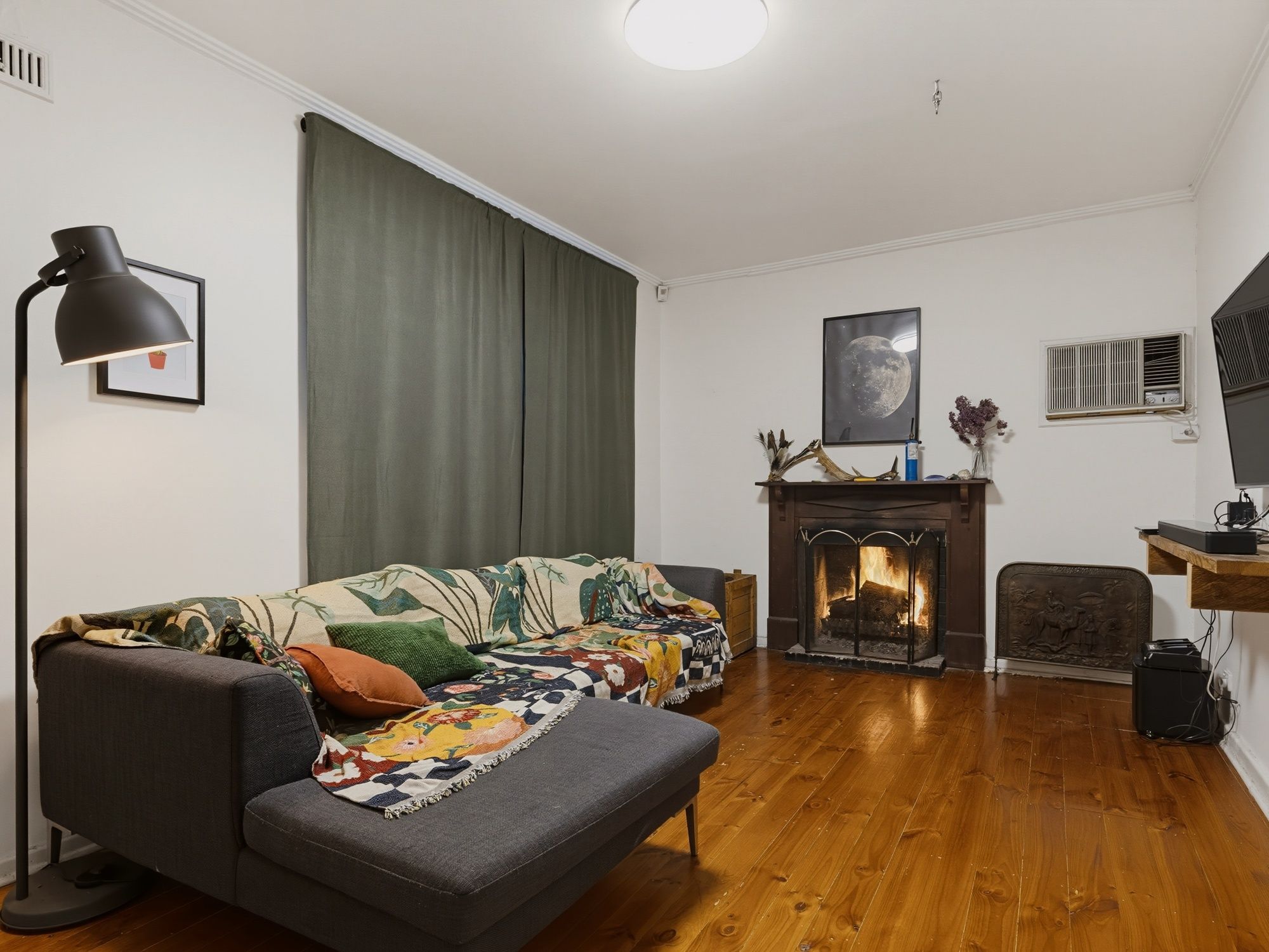 31 Lloyd Street — photo 4 of 17