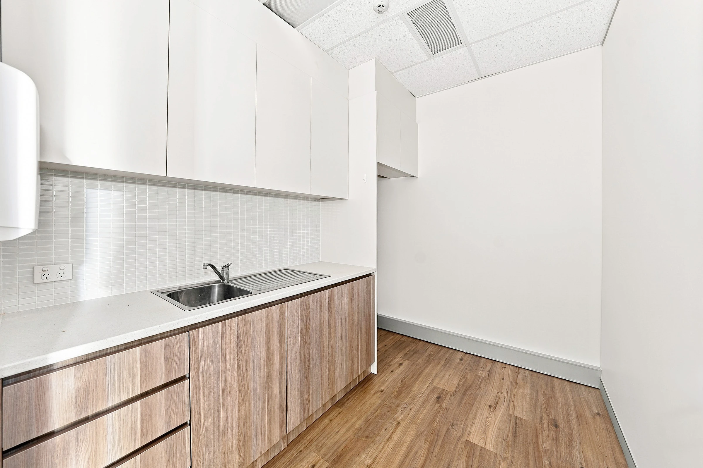 303/20-22 Mons Road, Westmead, NSW 2145