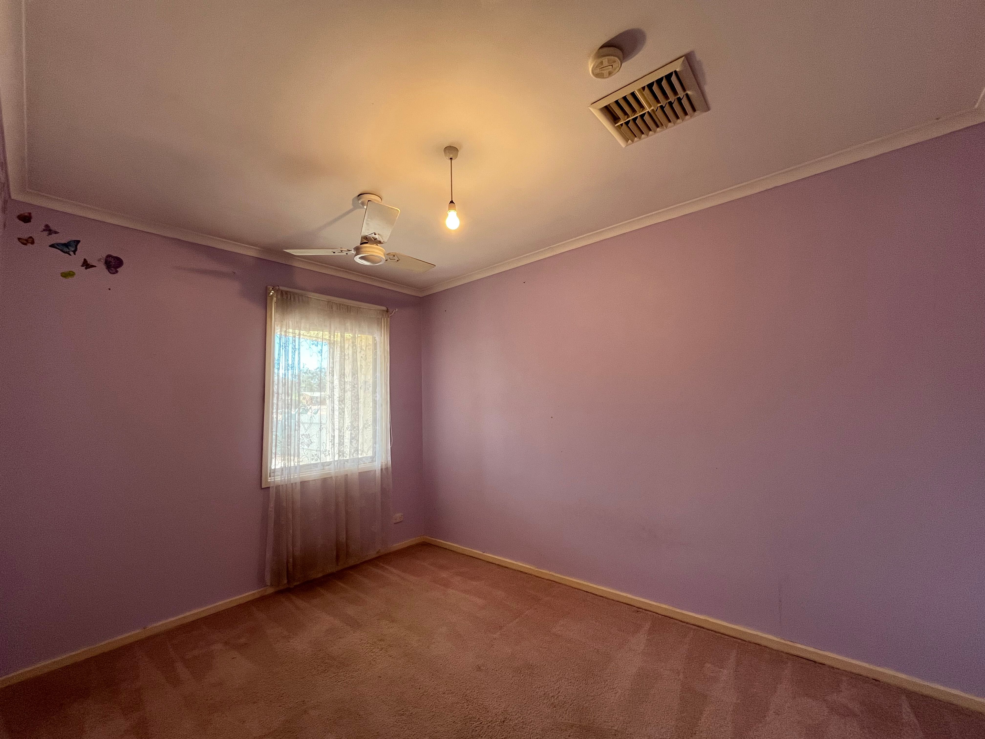 16 Domeyer Court — photo 4 of 12