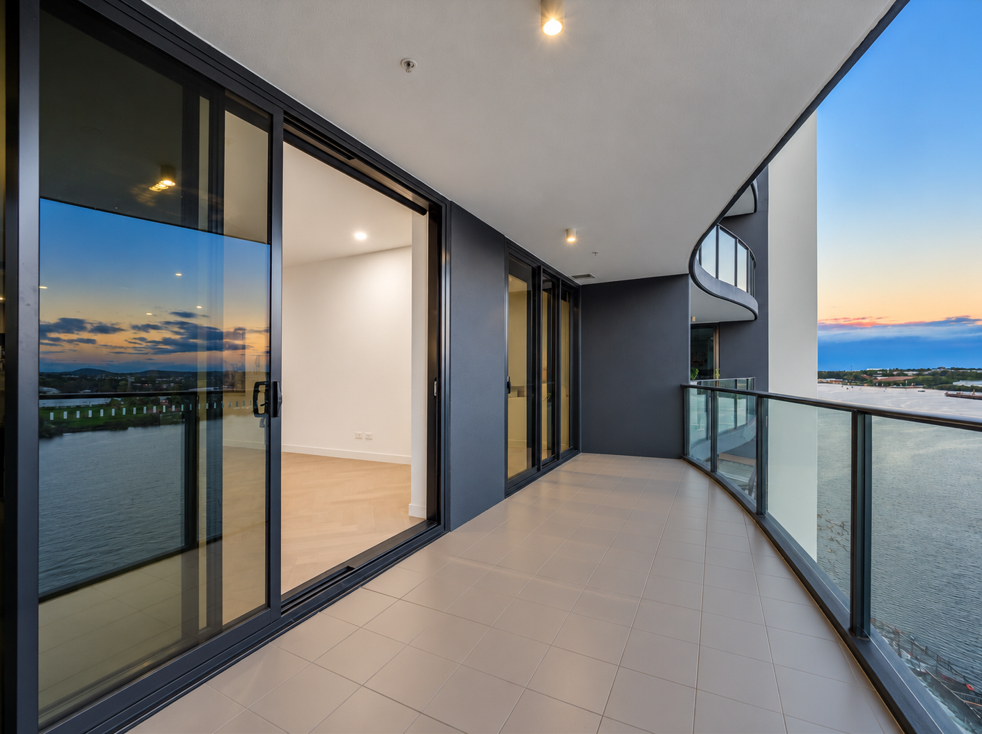 21209/7 Wharf Street, Hamilton, QLD 4007