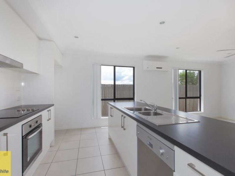 19 Hall Court, Bellbird Park, QLD 4300