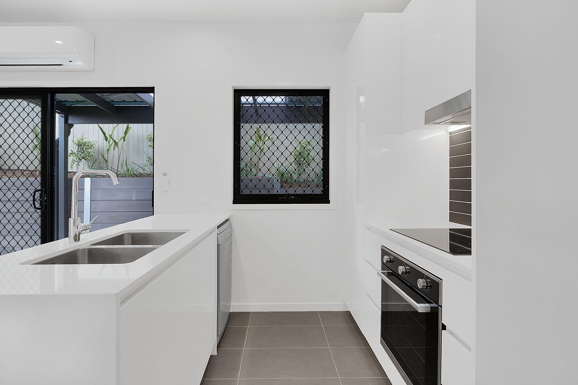 1-4/1 Clyde Street, Moorooka, QLD 4105