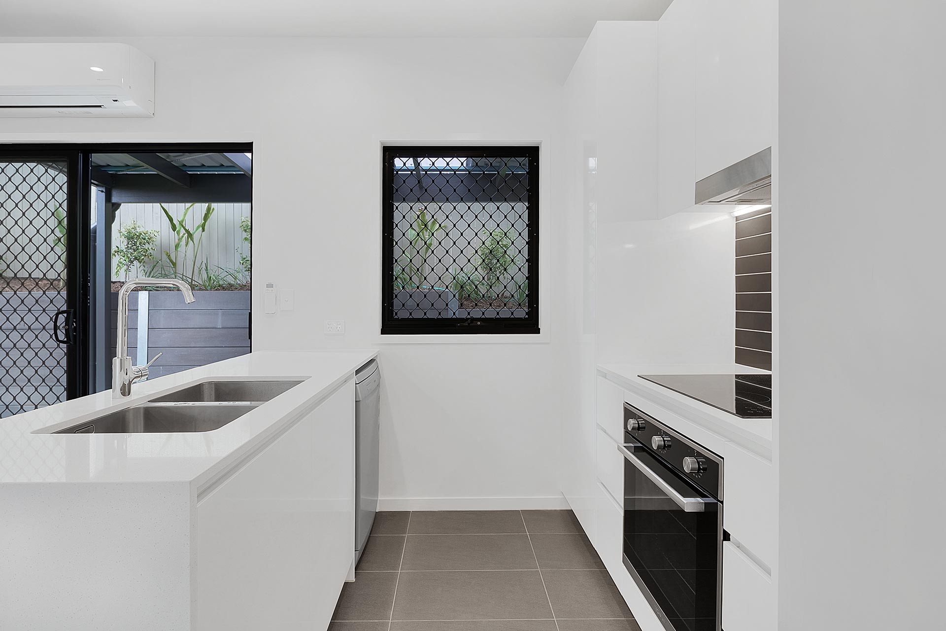 1-4/1 Clyde Street, Moorooka, QLD 4105