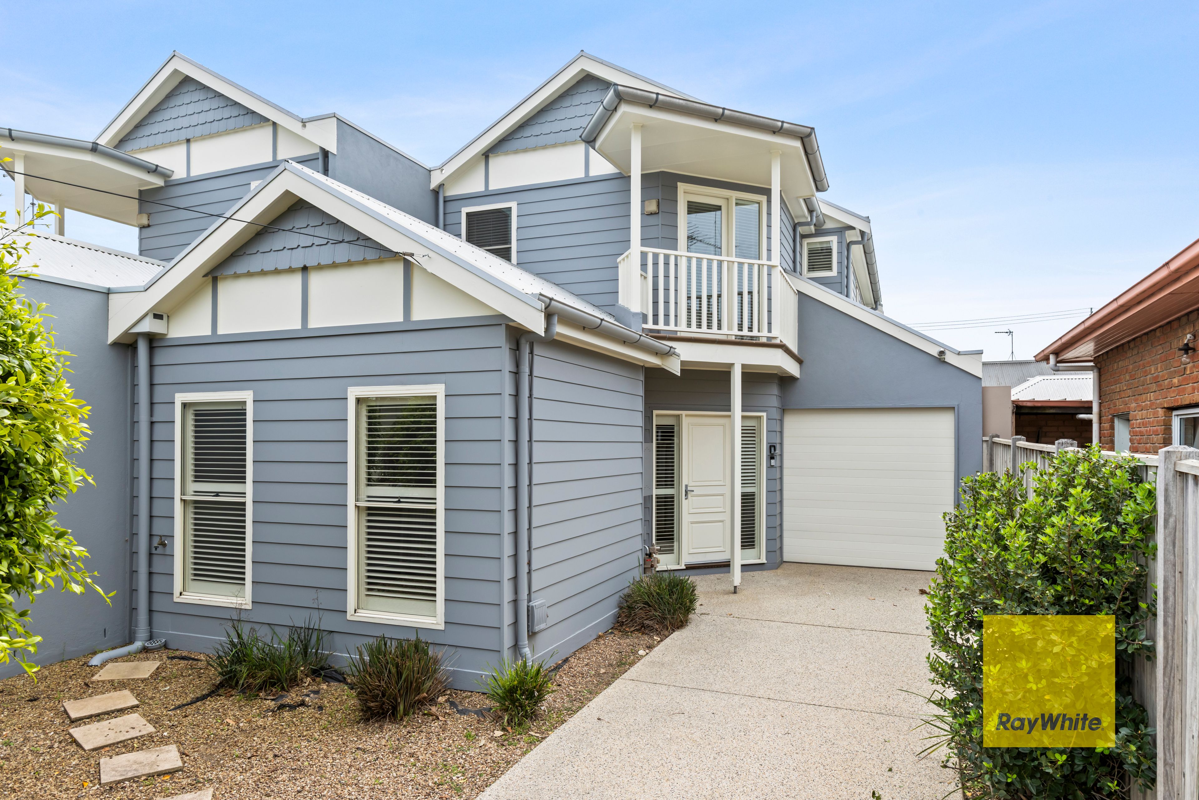 4 Clarke Street, Newtown, VIC 3220