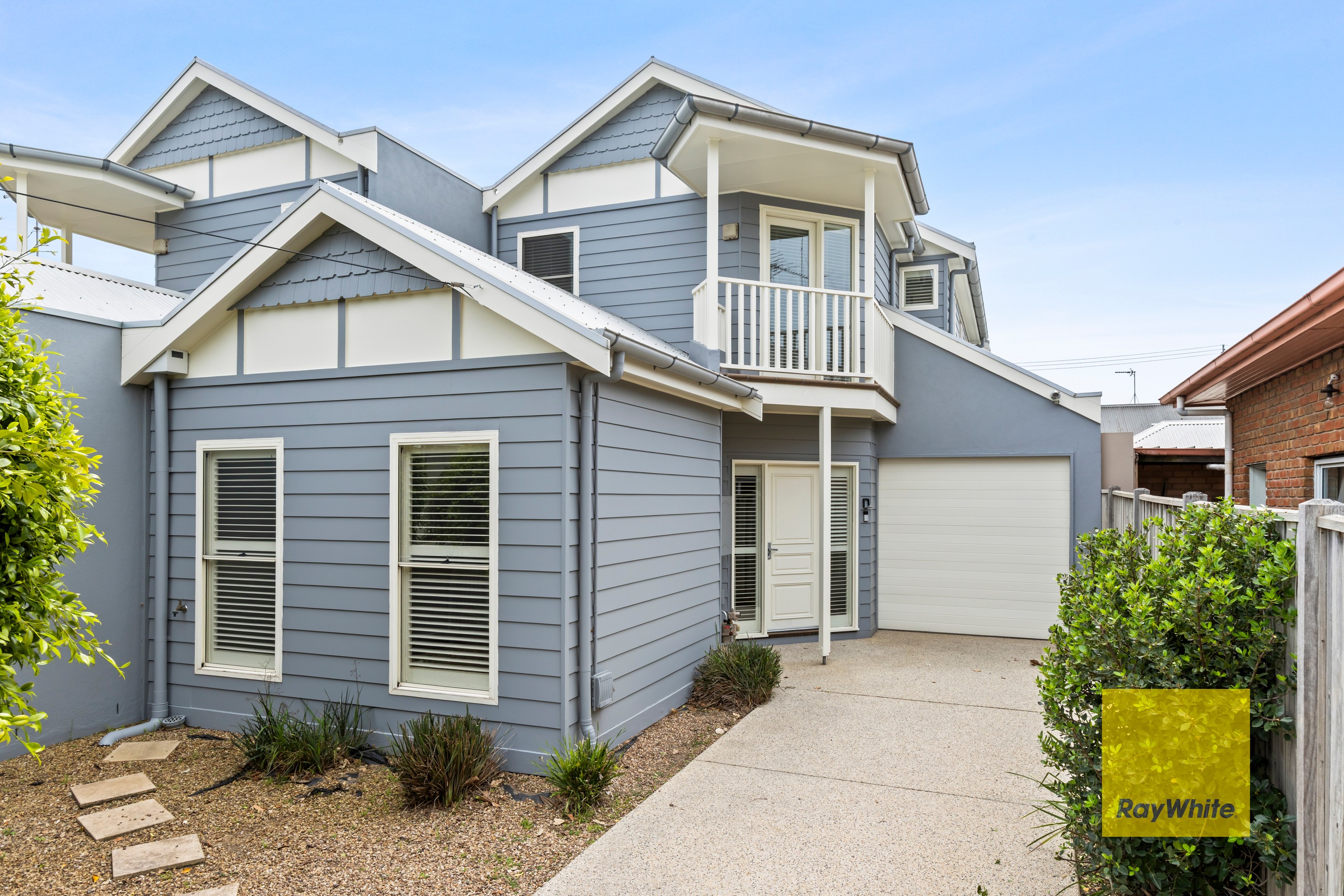 4 Clarke Street, Newtown, VIC 3220