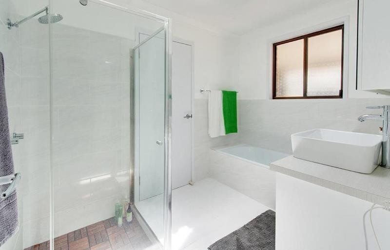 20 W G Hayden Drive, Collingwood Park, QLD 4301