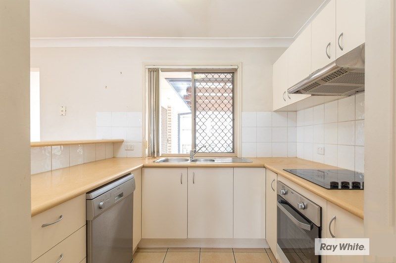 8 Appleton Street, Carindale, QLD 4152