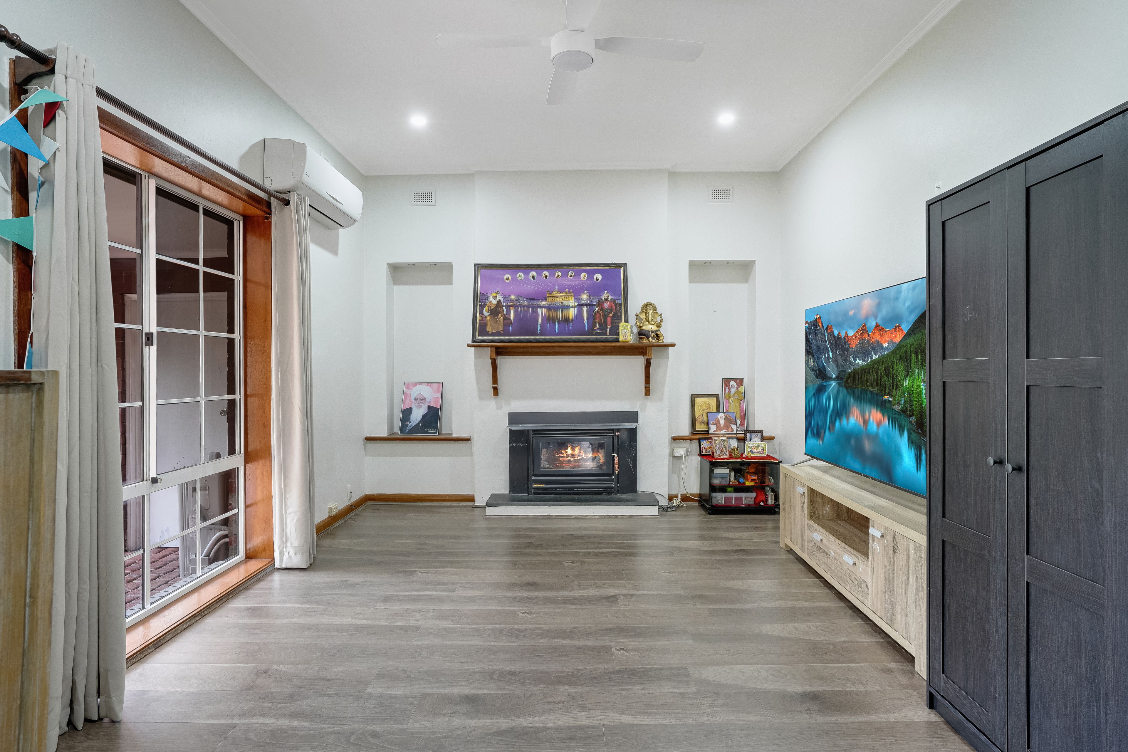 643 Andrews Road — photo 3 of 16
