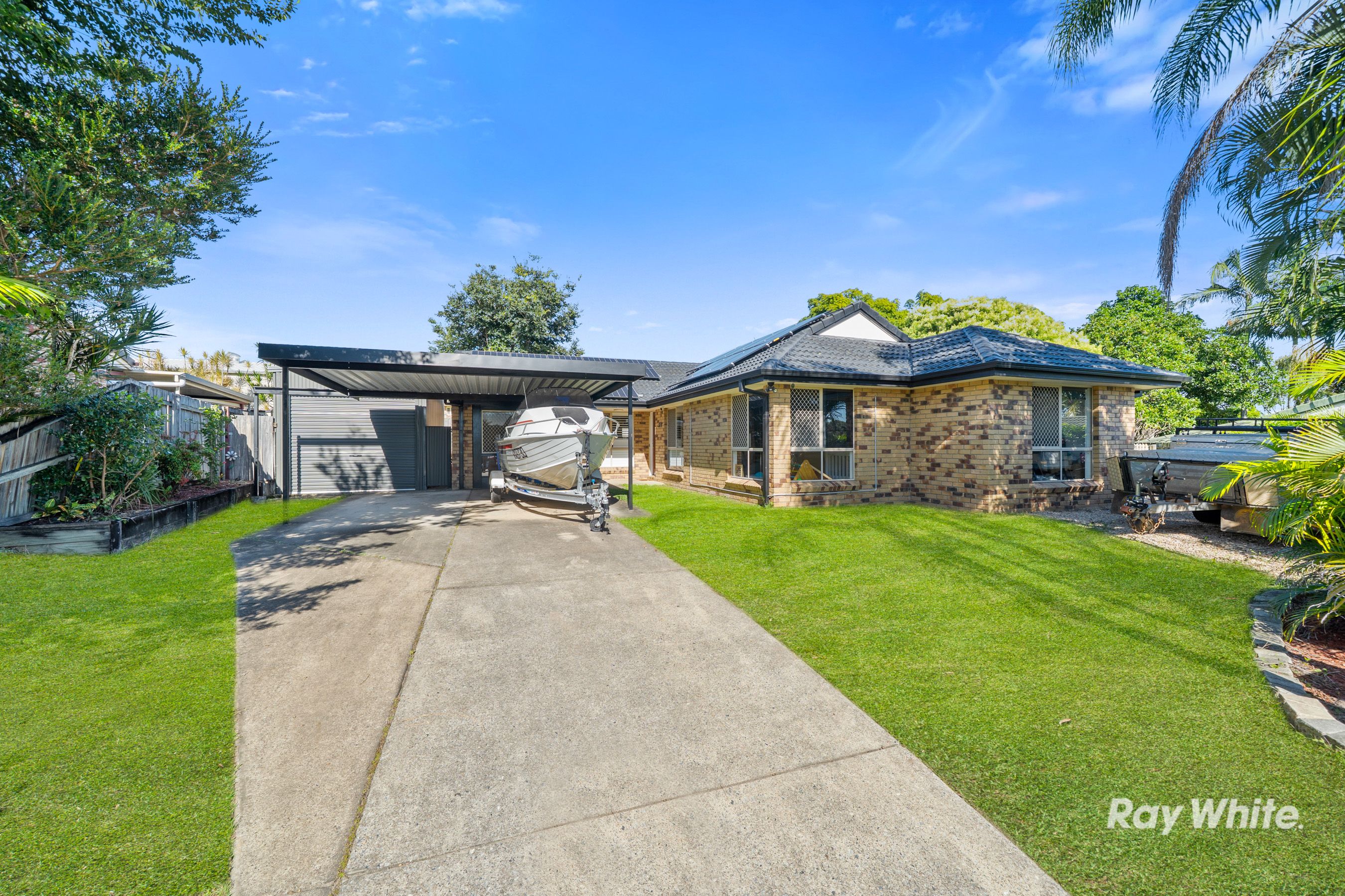 19 Sonorous Close, Regents Park QLD 4118