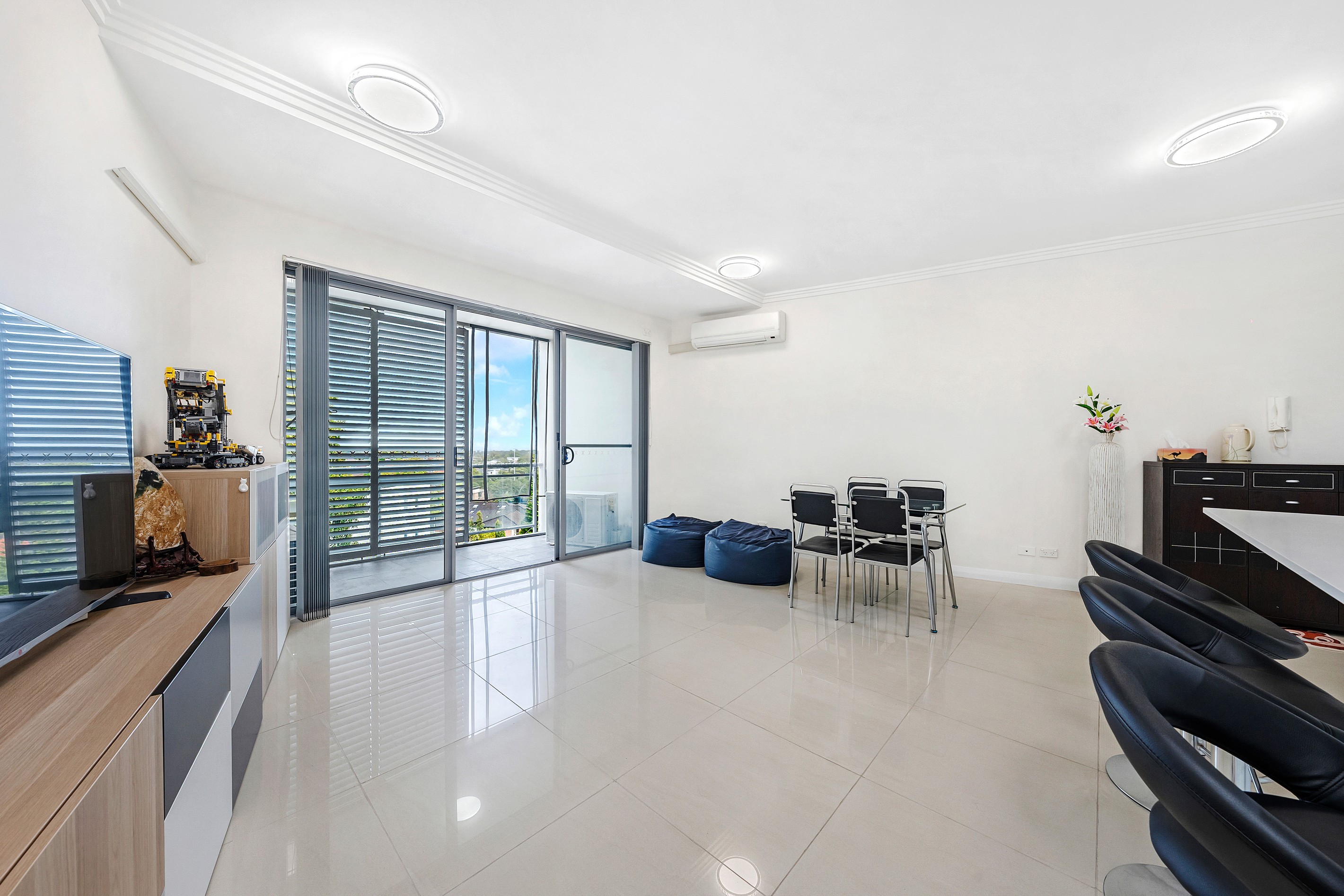 802/106 Queens Road, Hurstville, NSW 2220