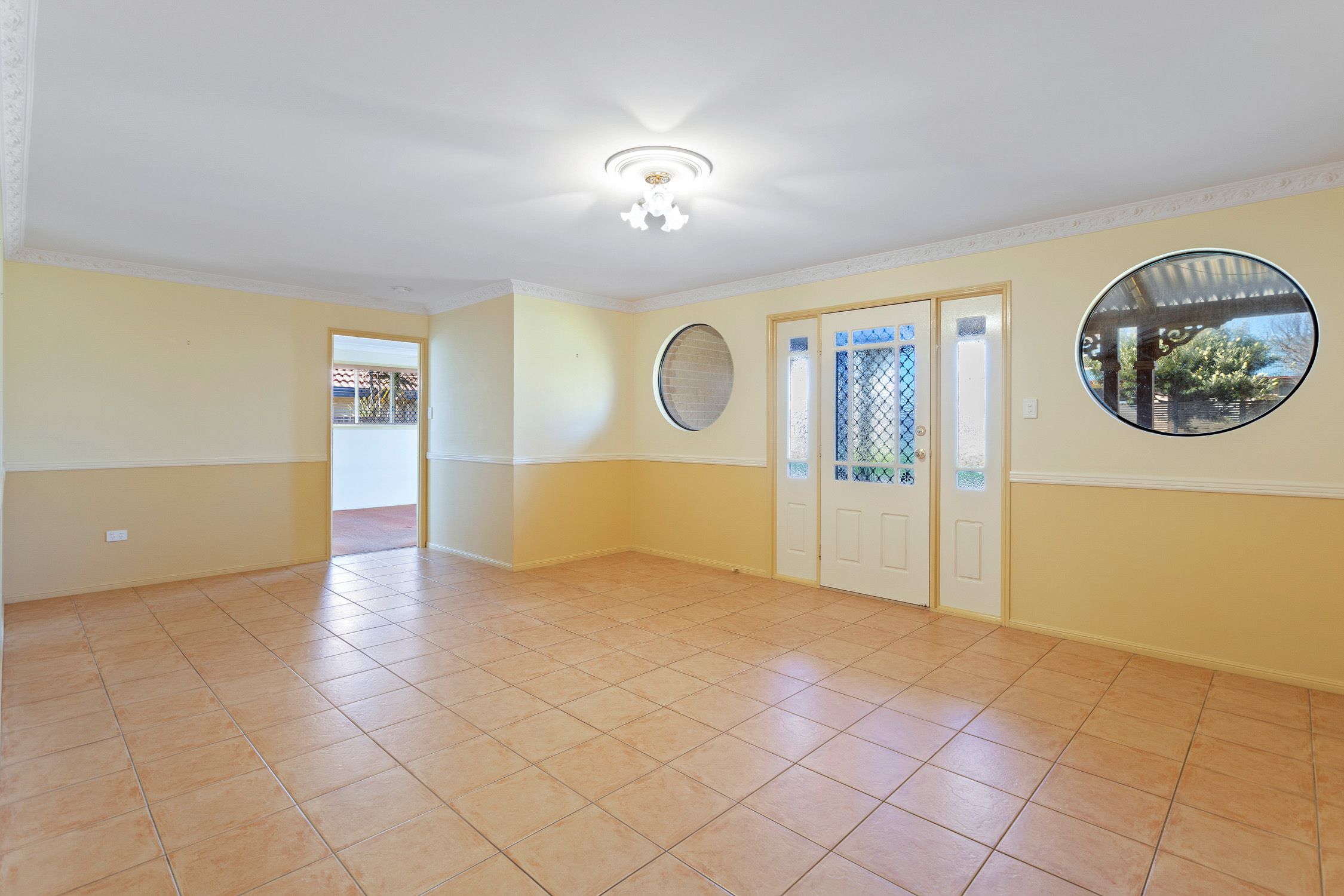 11 Prime Minister Drive, Middle Ridge, QLD 4350