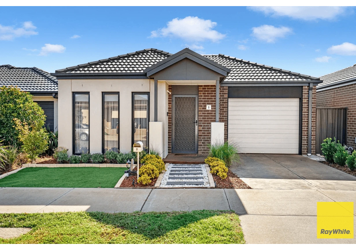 9 Maryburgh Road, COBBLEBANK, VIC 3338