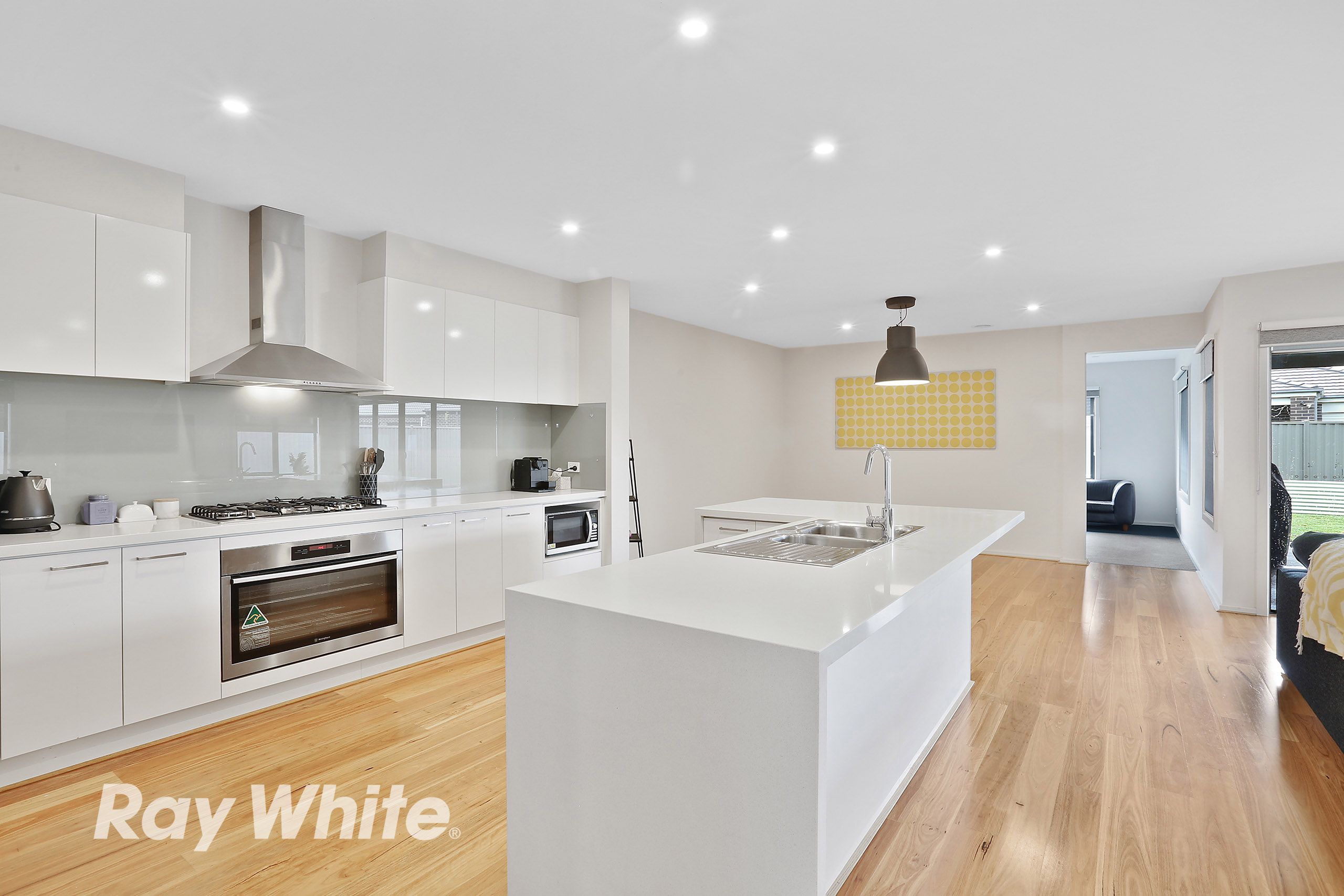 13 Whistling Duck Drive, Lara, VIC 3212
