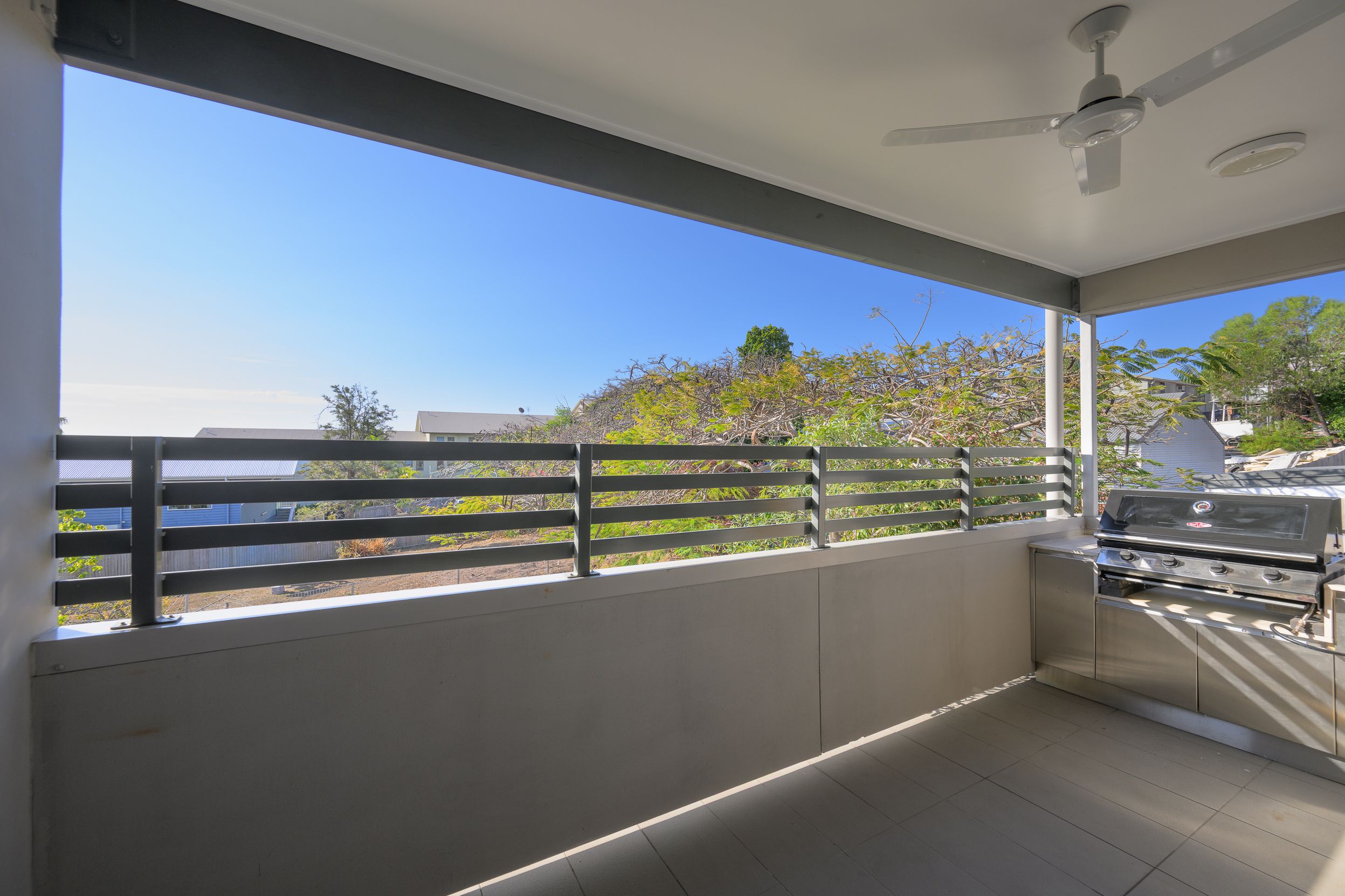 23/100 Glenlyon Street — photo 6 of 15
