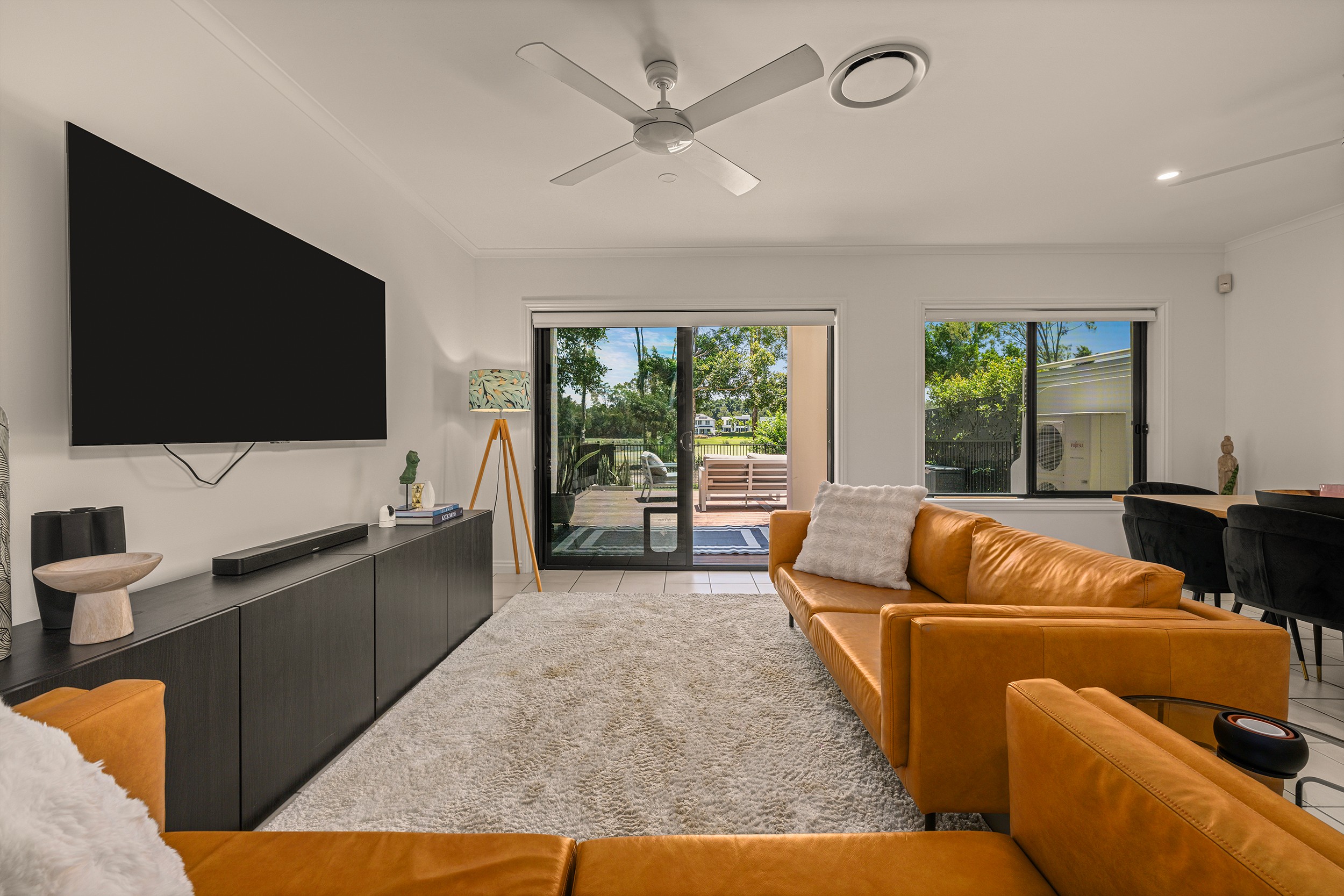 8858 Magnolia Drive East, Hope Island, QLD 4212