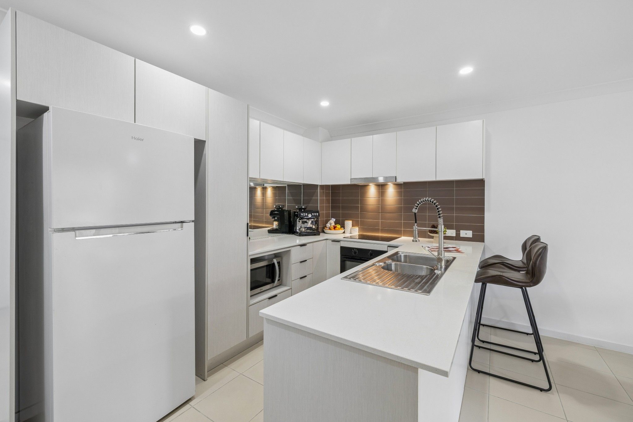 16/8 Norfolk Street — photo 3 of 25