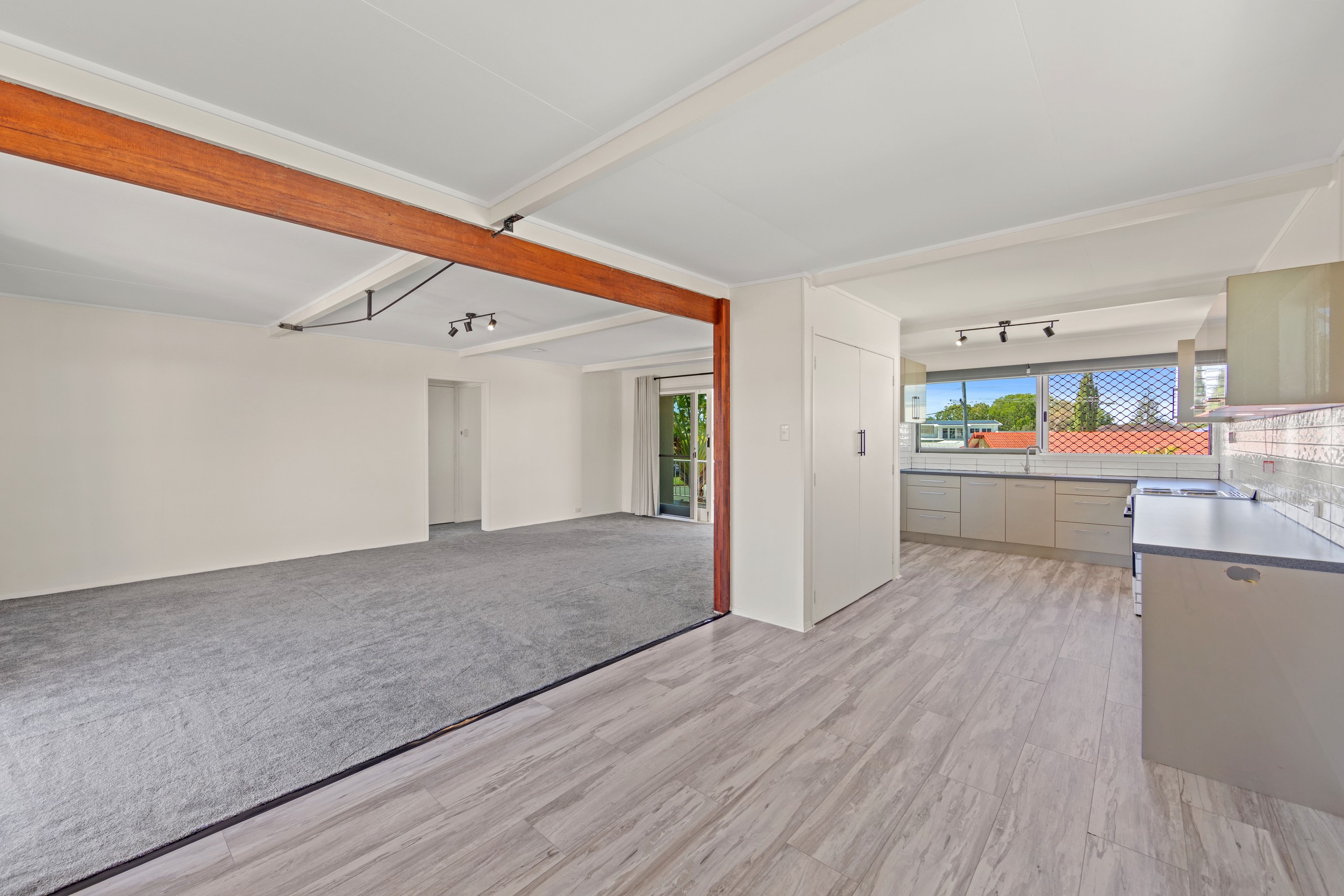 1/83 Tallebudgera Drive, Palm Beach, QLD 4221