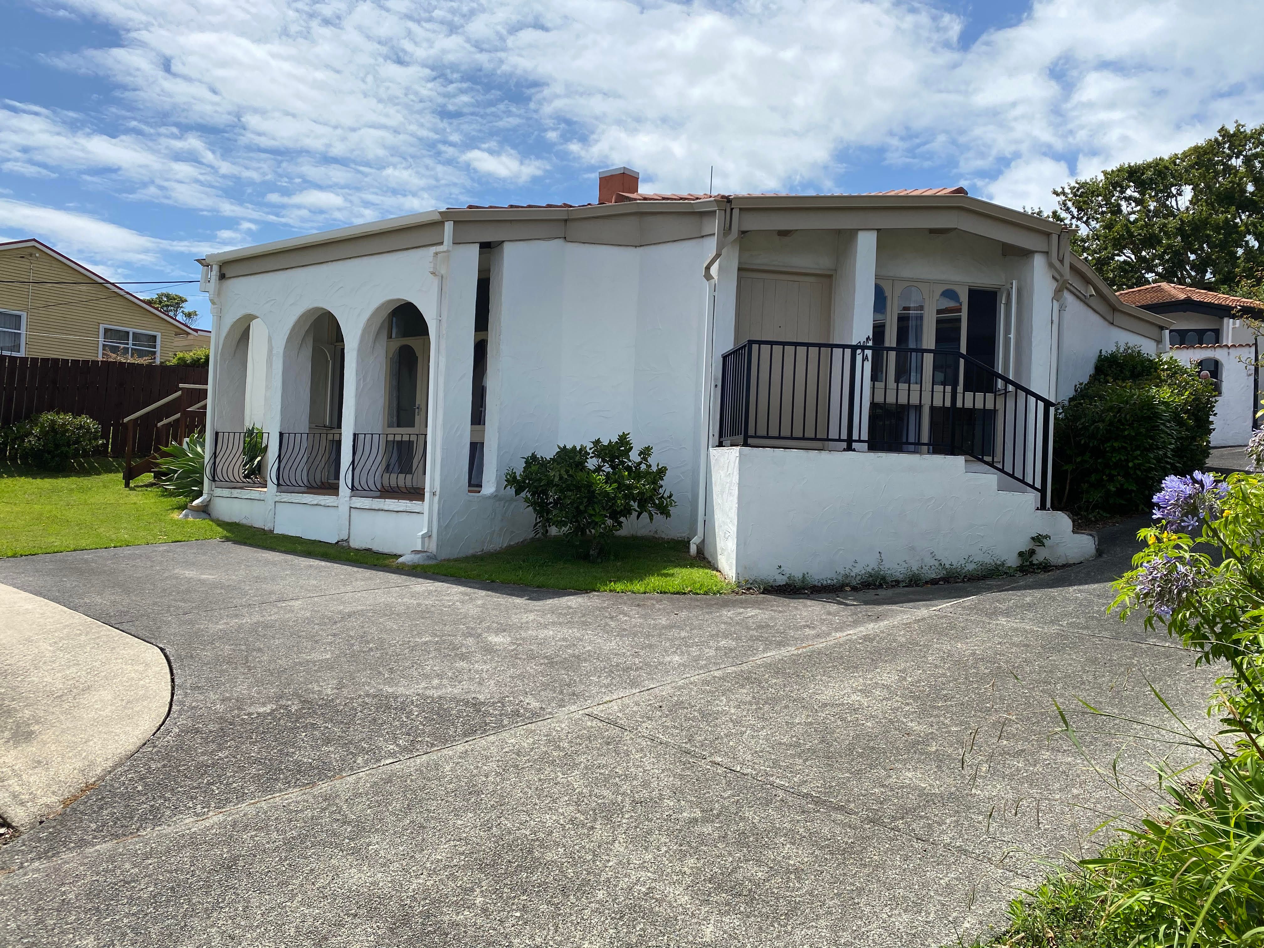 10A Ramsgate Terrace, Mairangi Bay, North Shore City