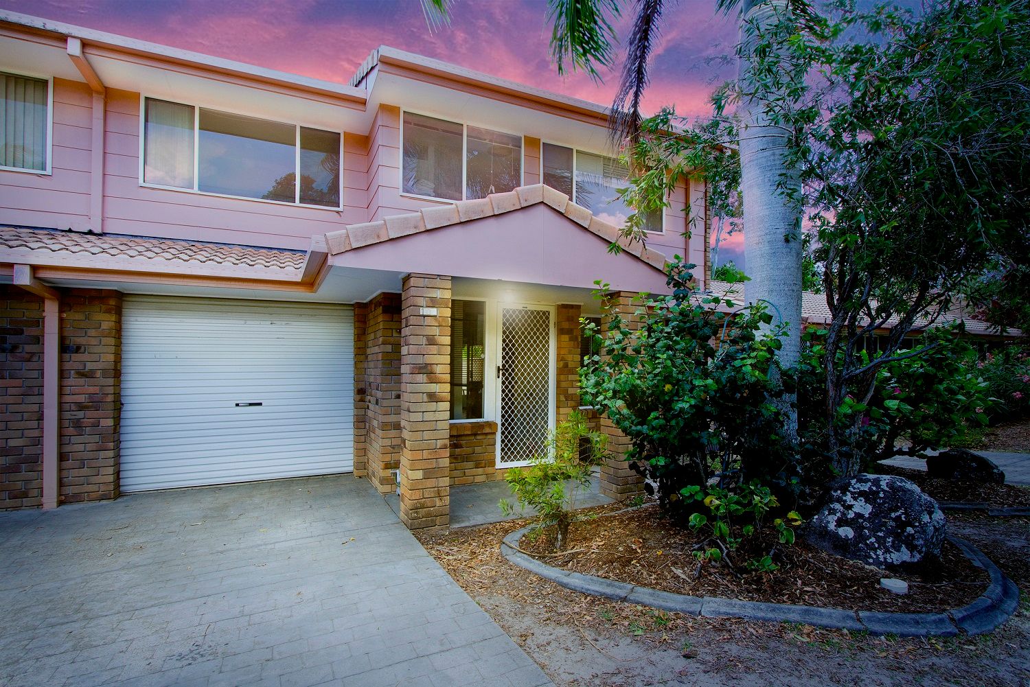 97 Edmund Rice Drive, Southport QLD 4215
