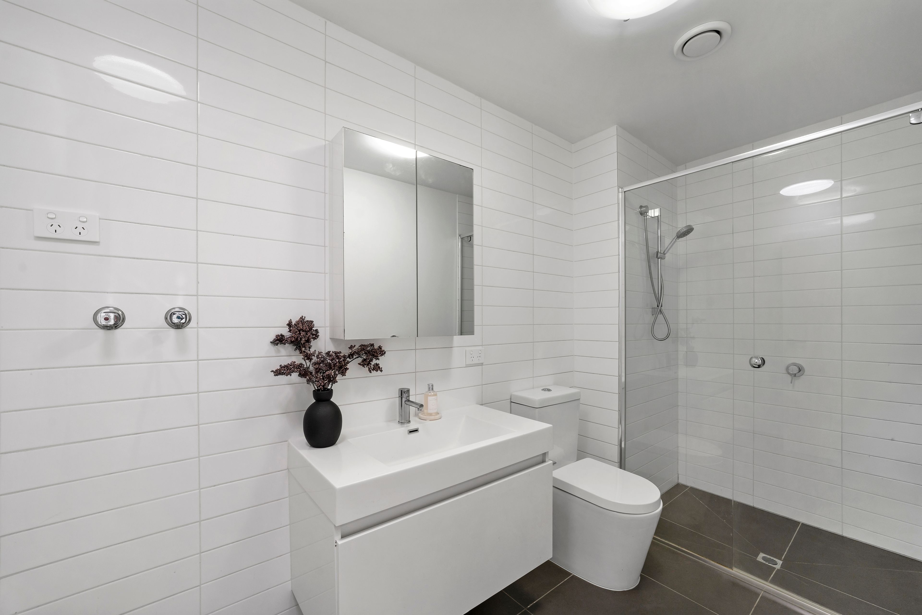 305/157 Park Road — photo 7 of 14