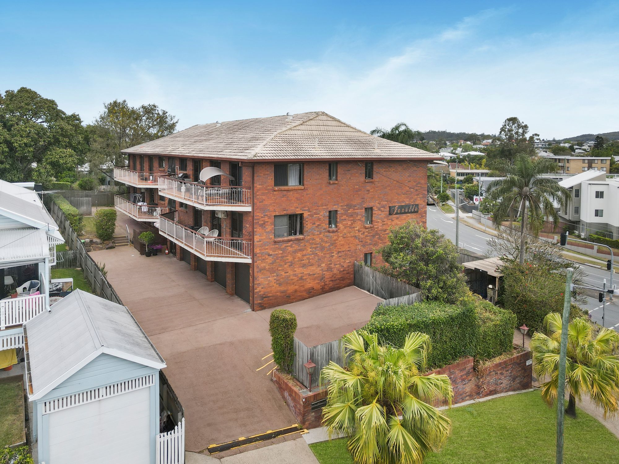 11/3 Curd Street, Greenslopes, QLD 4120