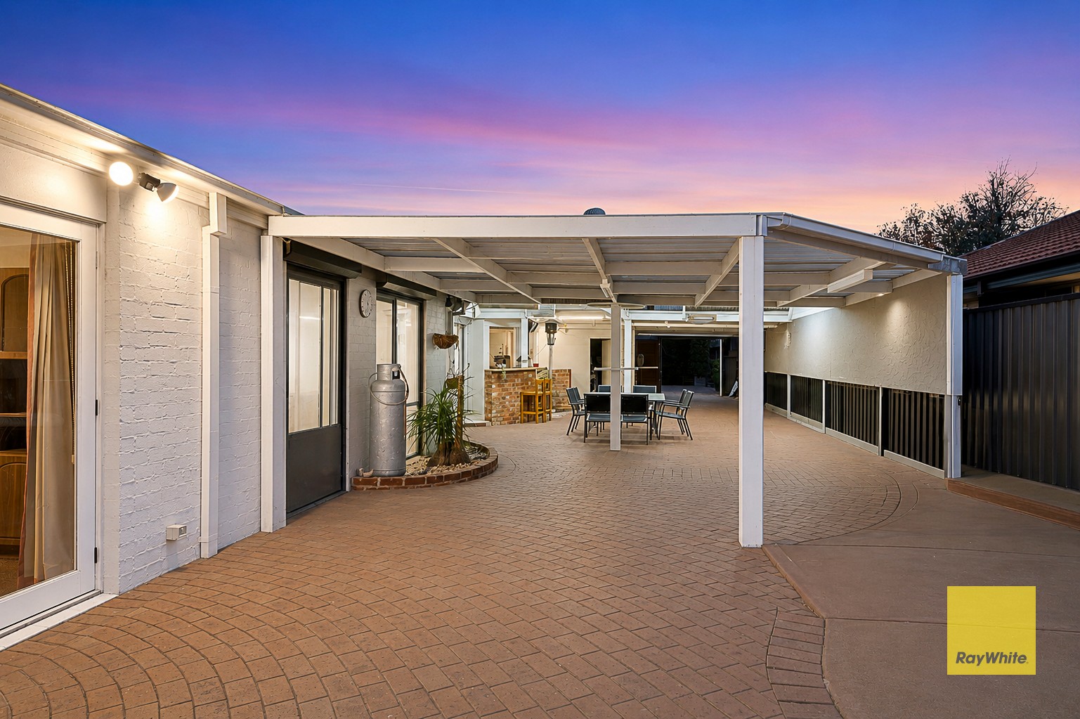 17 Sovereign Retreat, Hoppers Crossing, VIC 3029
