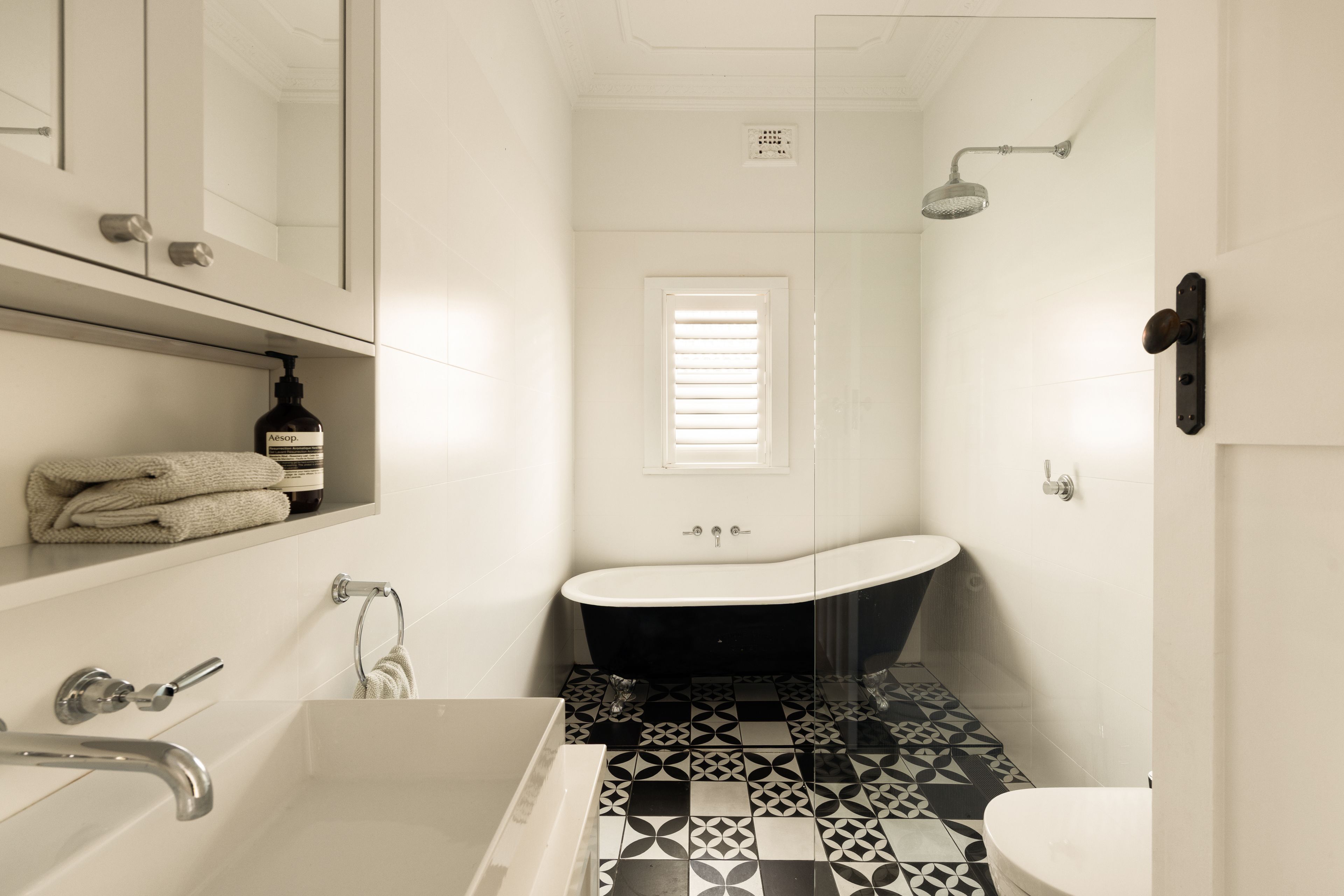 35 Bishops Avenue — photo 20 of 22