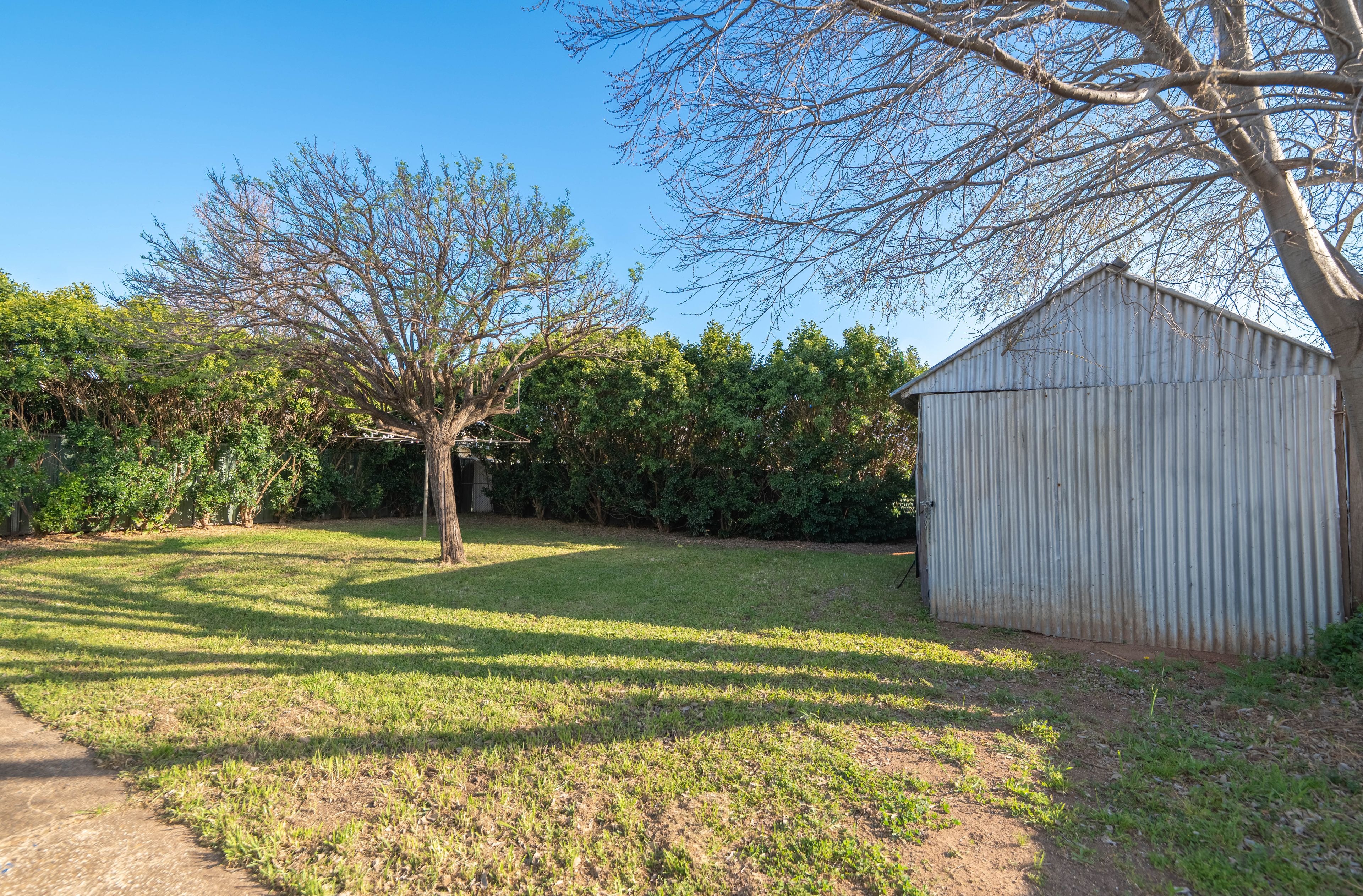 46 Underwood Street — photo 12 of 12