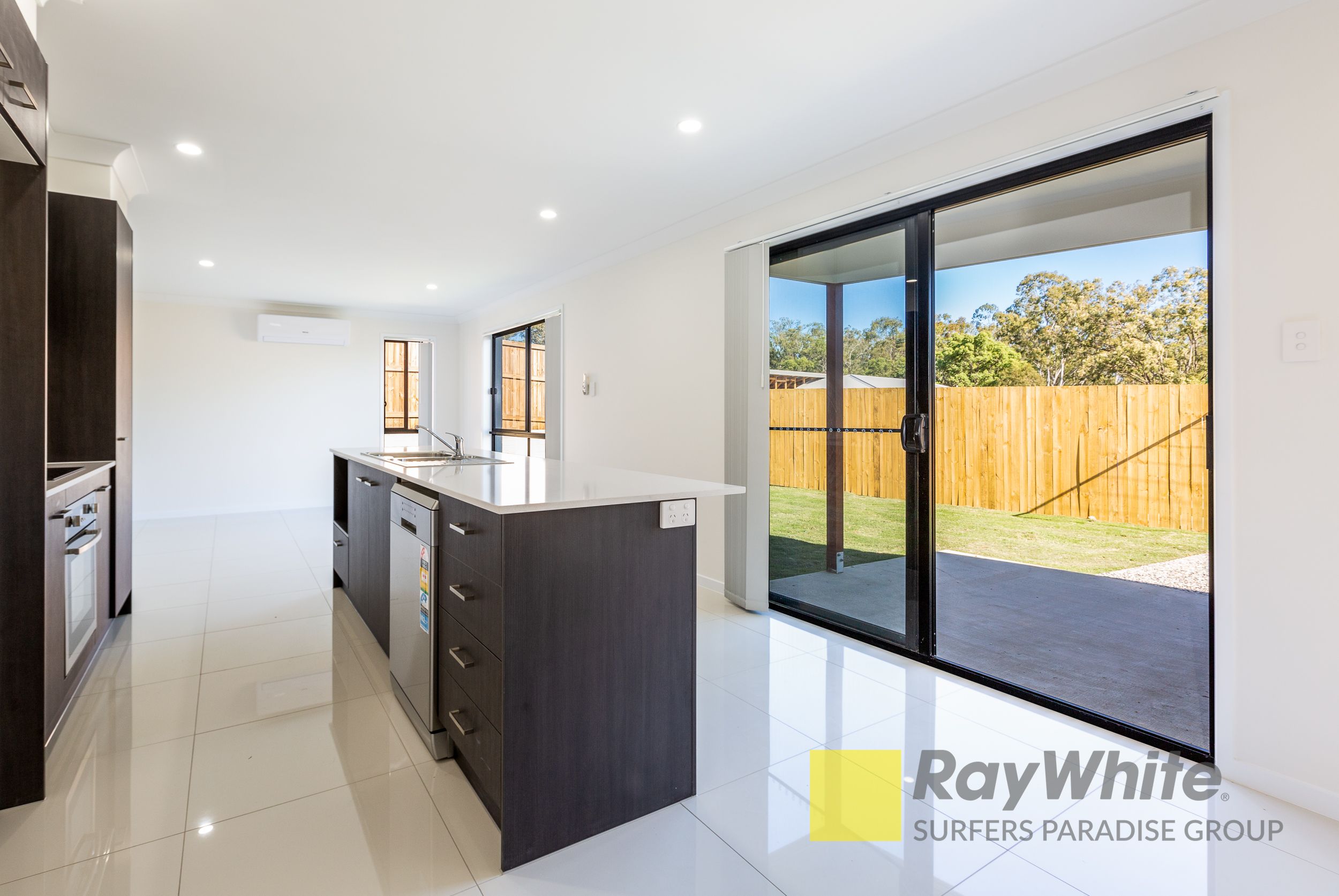 1/55 Ludwig Street, Leichhardt, QLD 4305