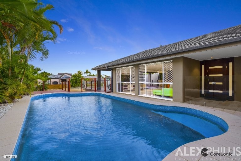 4 Alvarado Court, Broadbeach Waters, QLD 4218