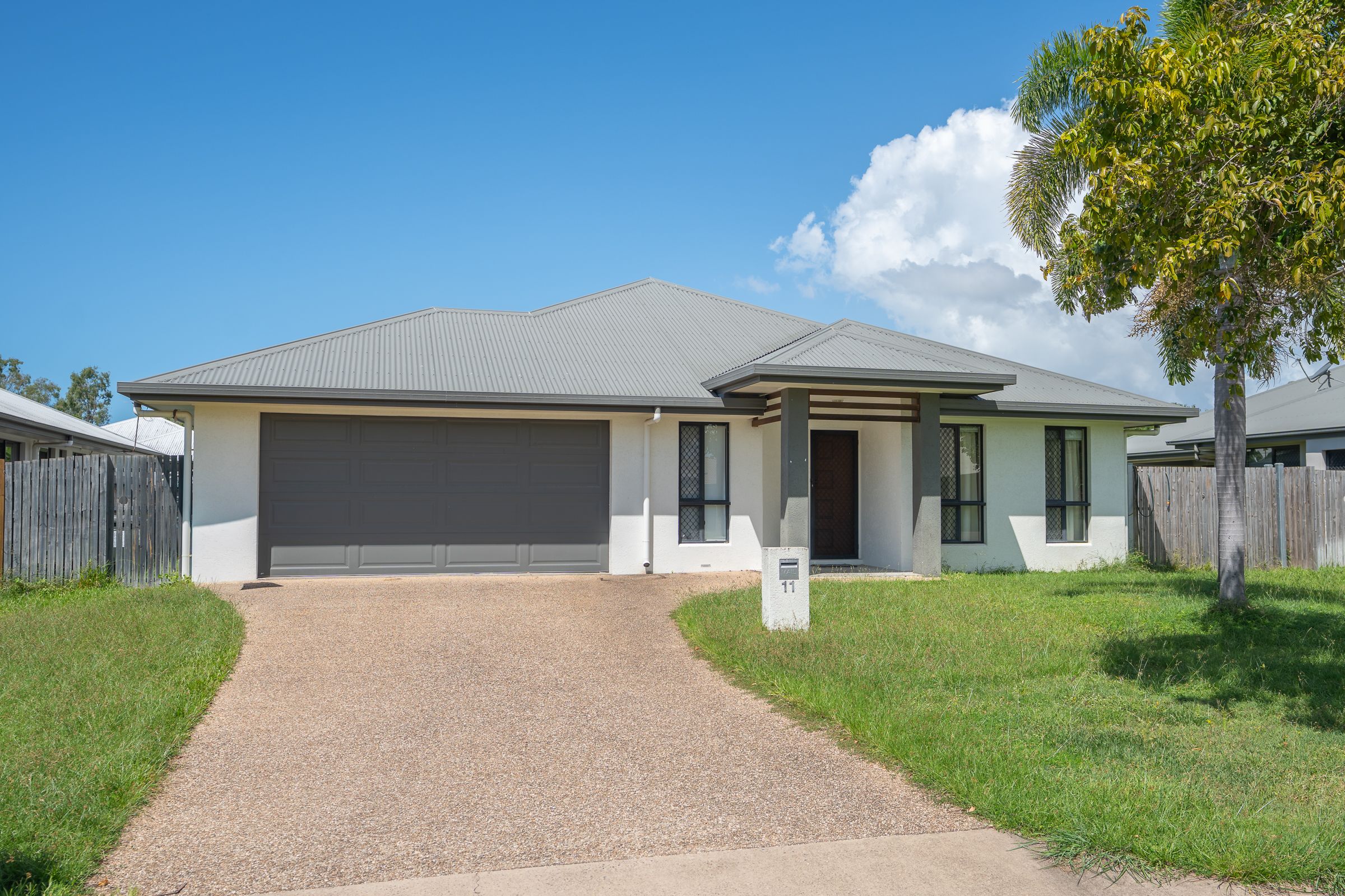 11 Capricorn Drive, Burdell QLD 4818