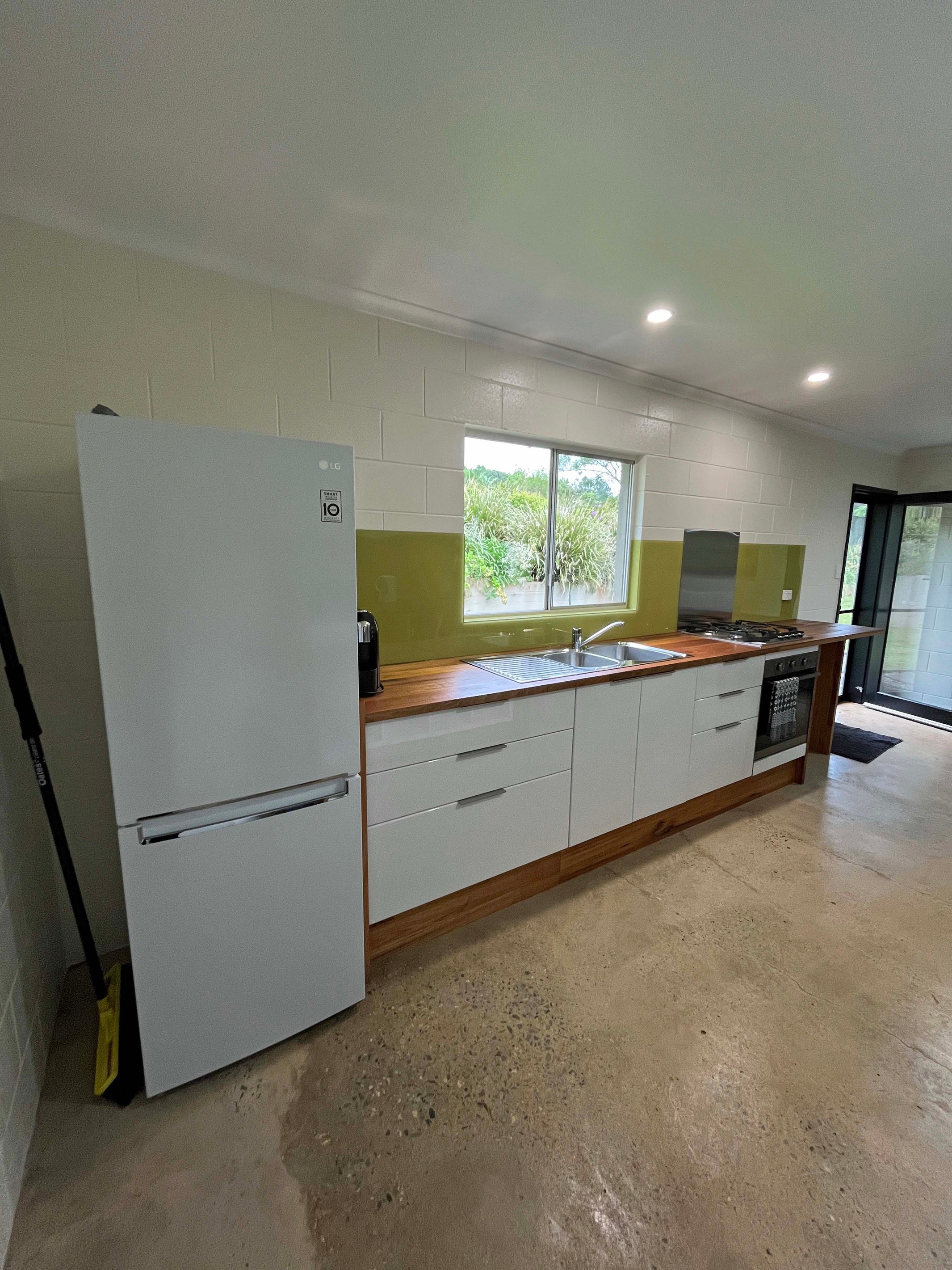 145 Russell Road, Lake Eacham, QLD 4884