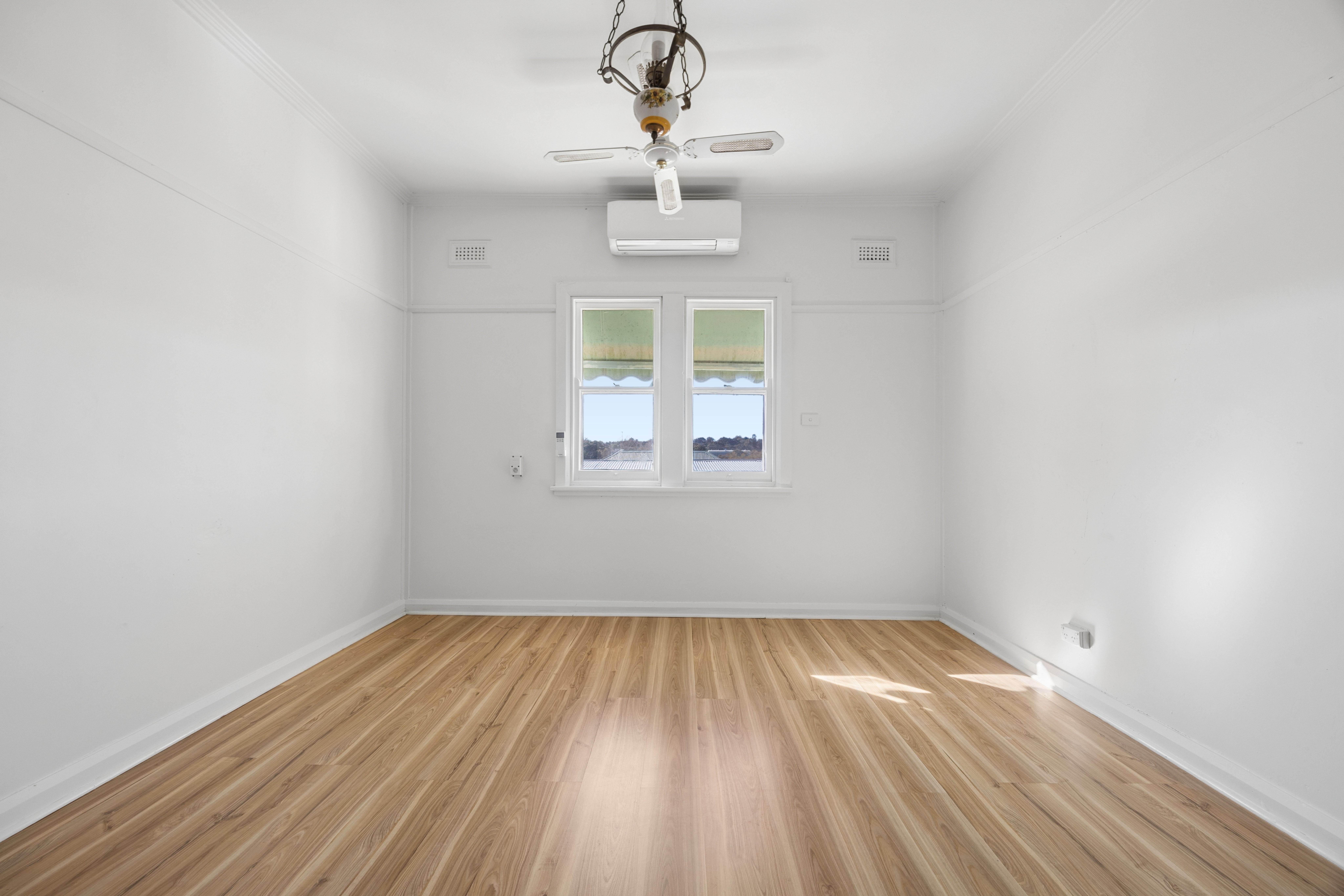 8 Lynch Street — photo 7 of 18