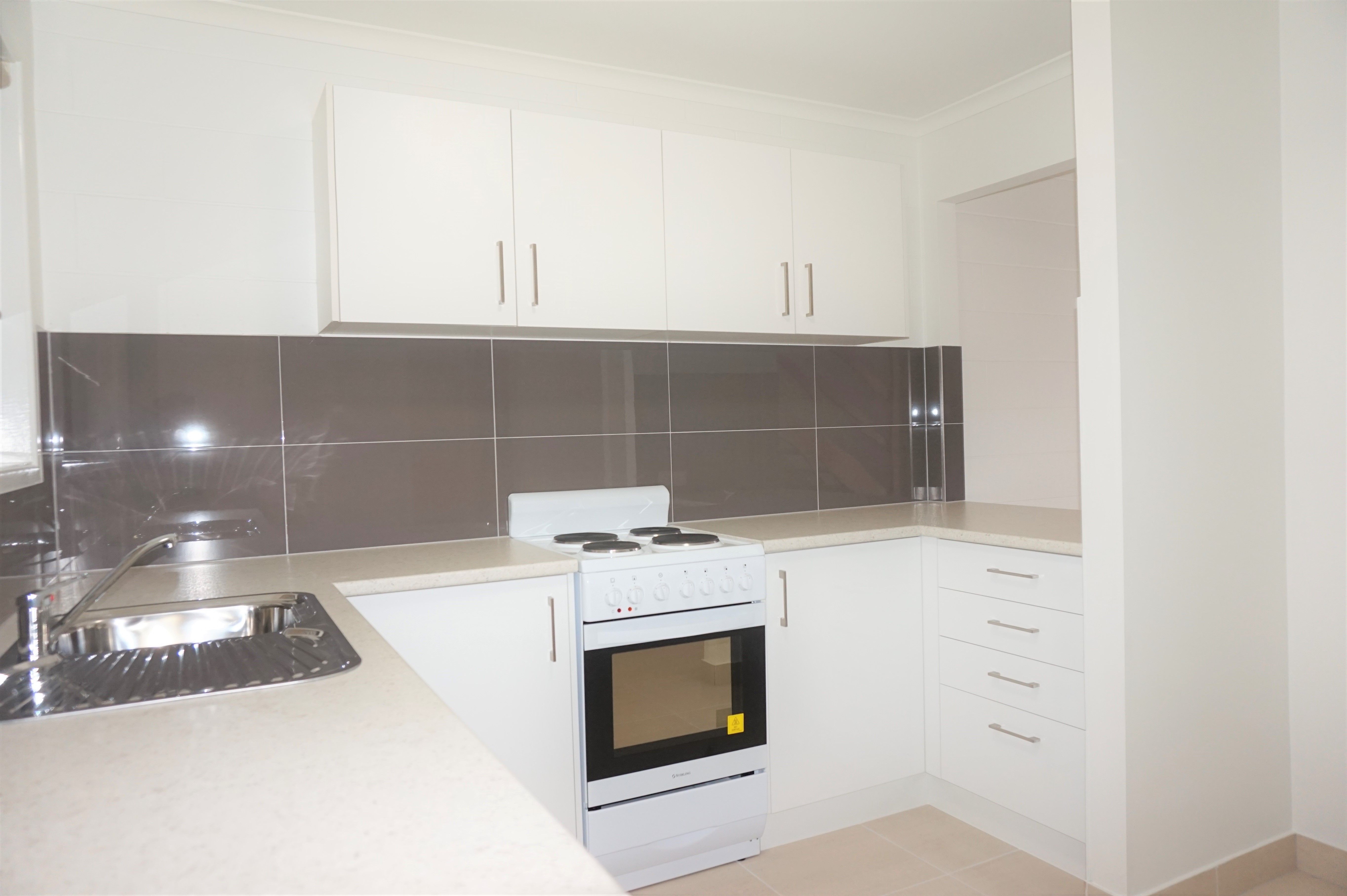 4/12 Heather Street, Logan Central, QLD 4114