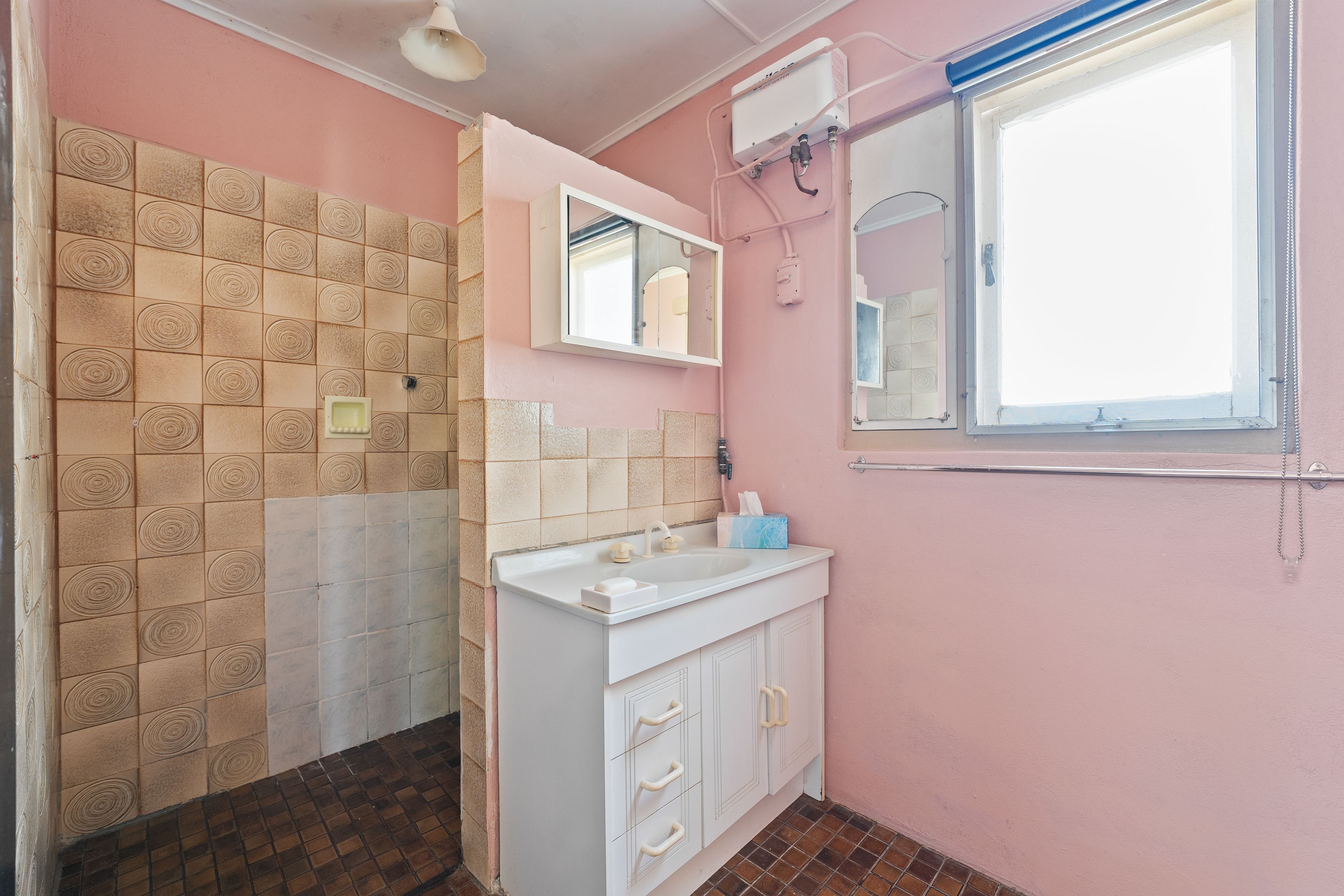 43 Lewington Street — photo 17 of 29