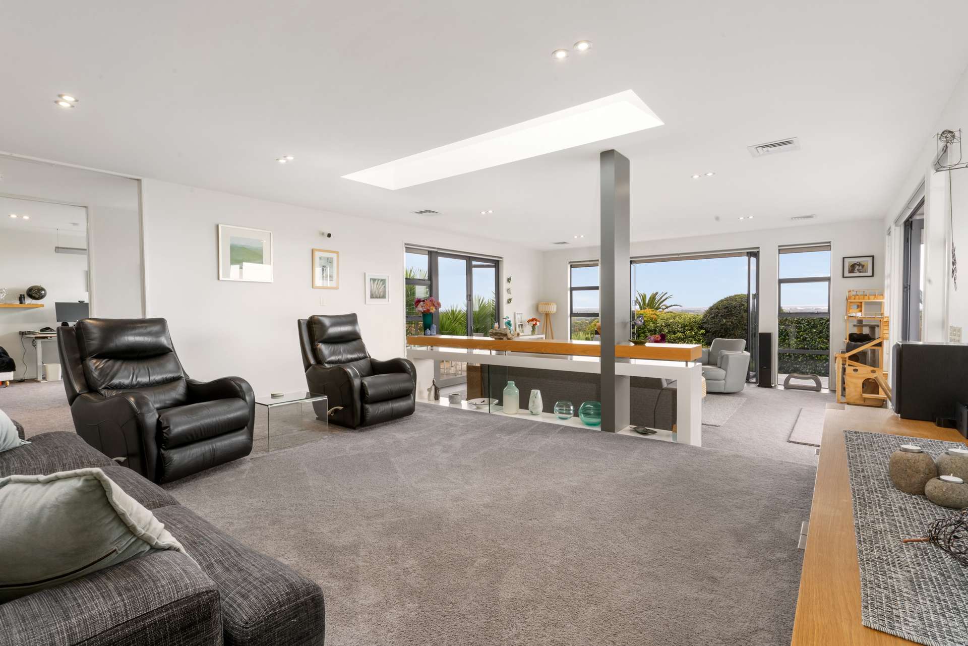 241 Kennedys Bush Road photo 16