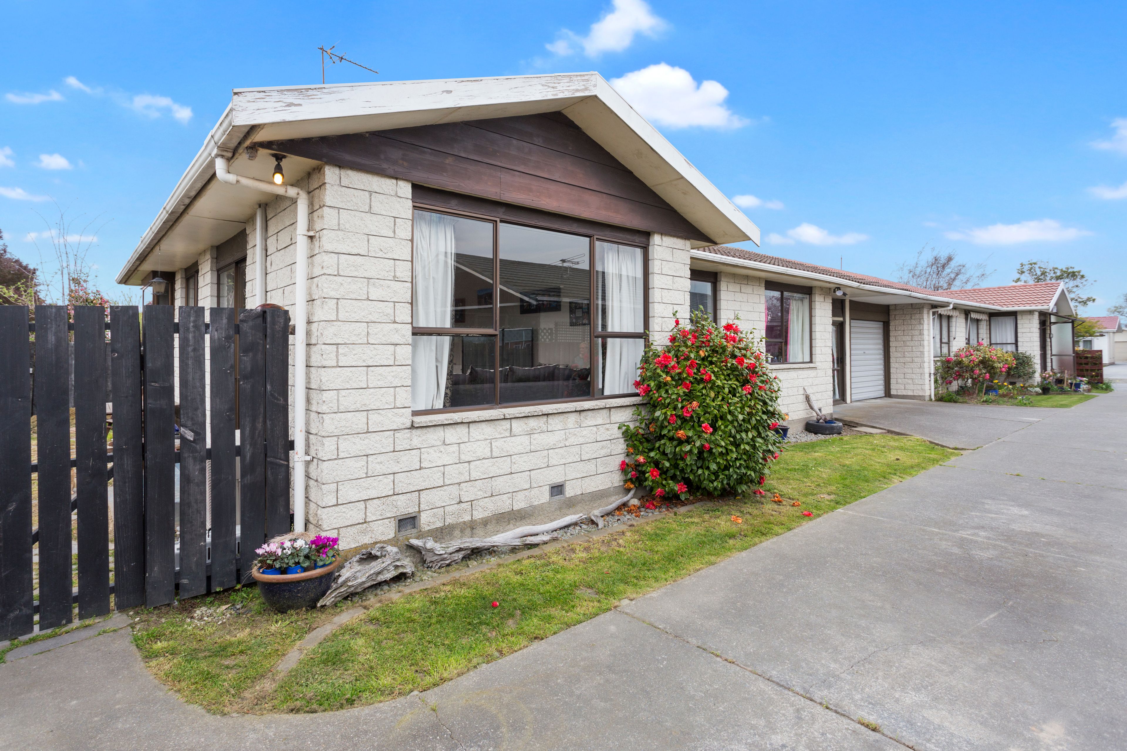 2/40 Sarabande Avenue, Redwood, Christchurch City