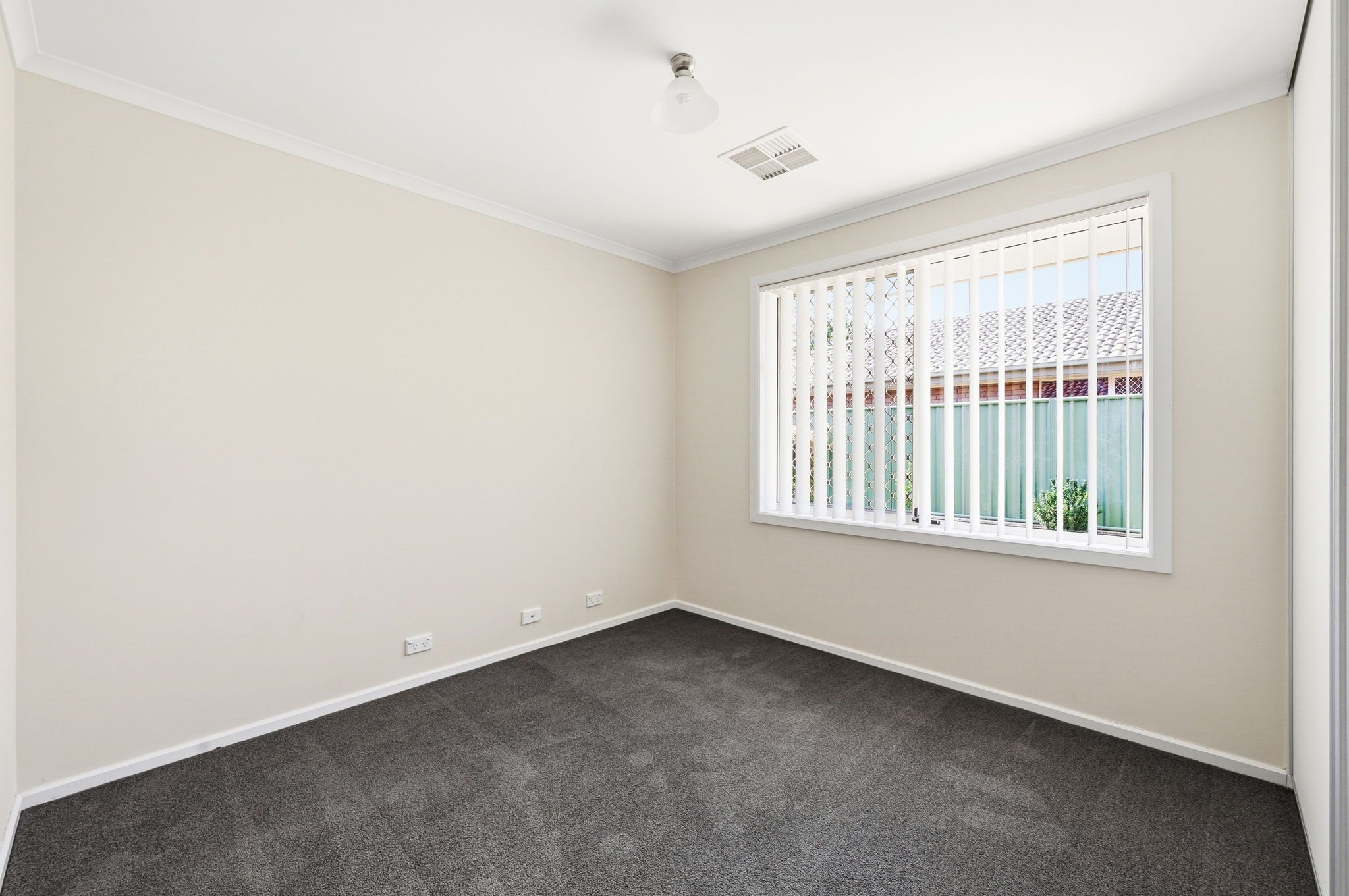 D.H.A (Defence Housing Australia), Evanston Gardens, SA 5116