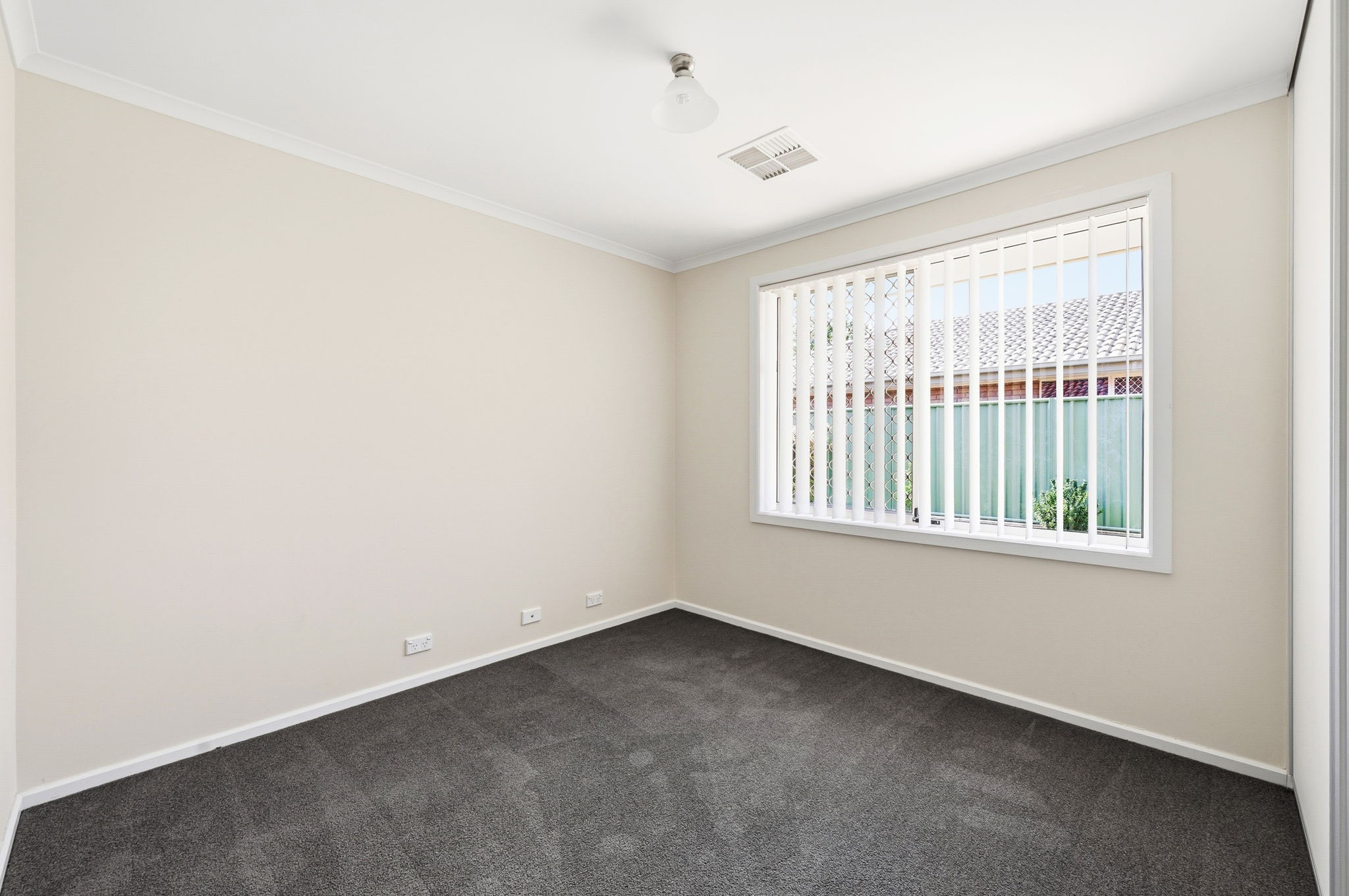D.H.A (Defence Housing Australia), Evanston Gardens, SA 5116