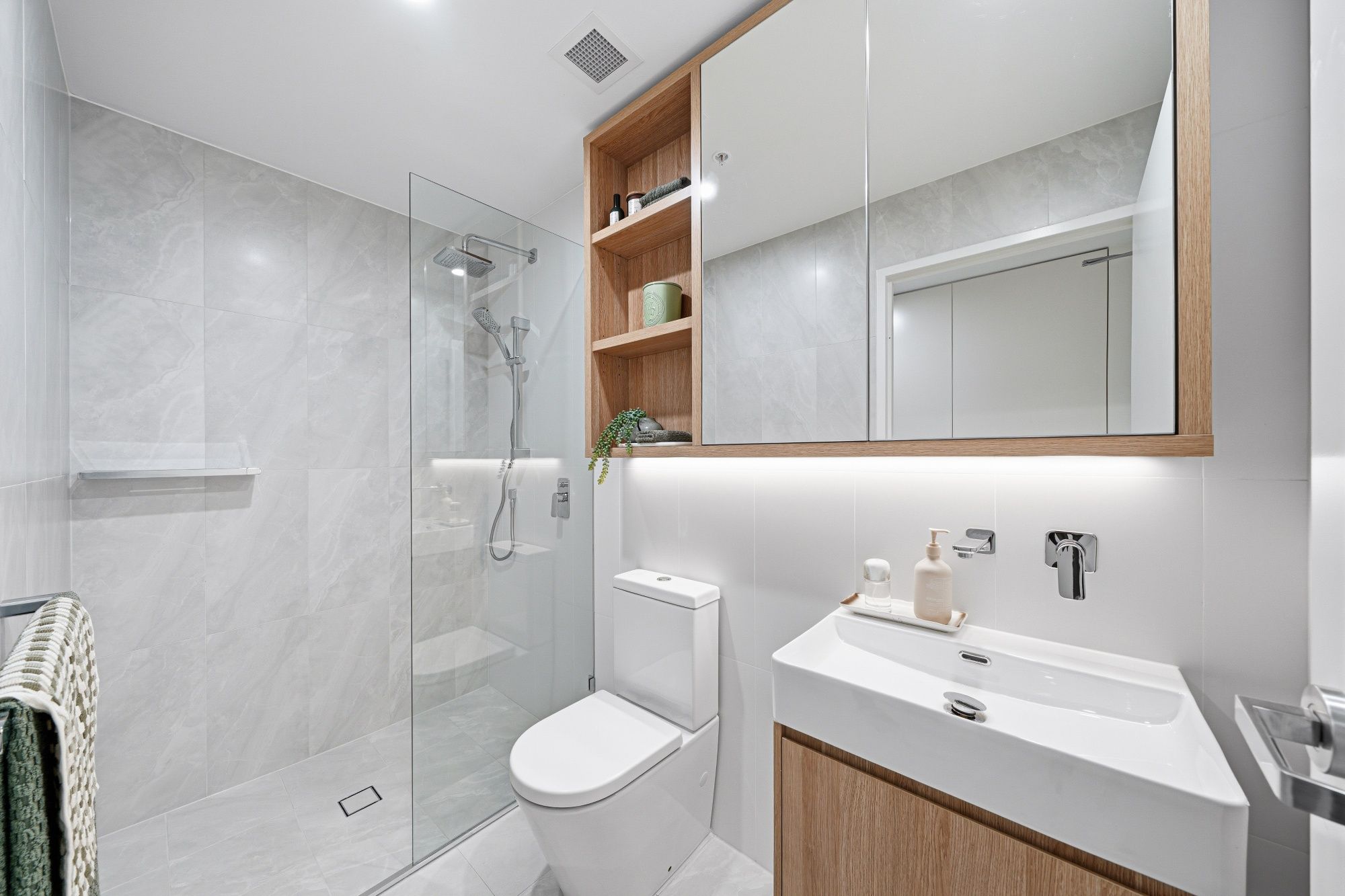 1 Bedroom Units/27-33 Ascot Street — photo 14 of 25