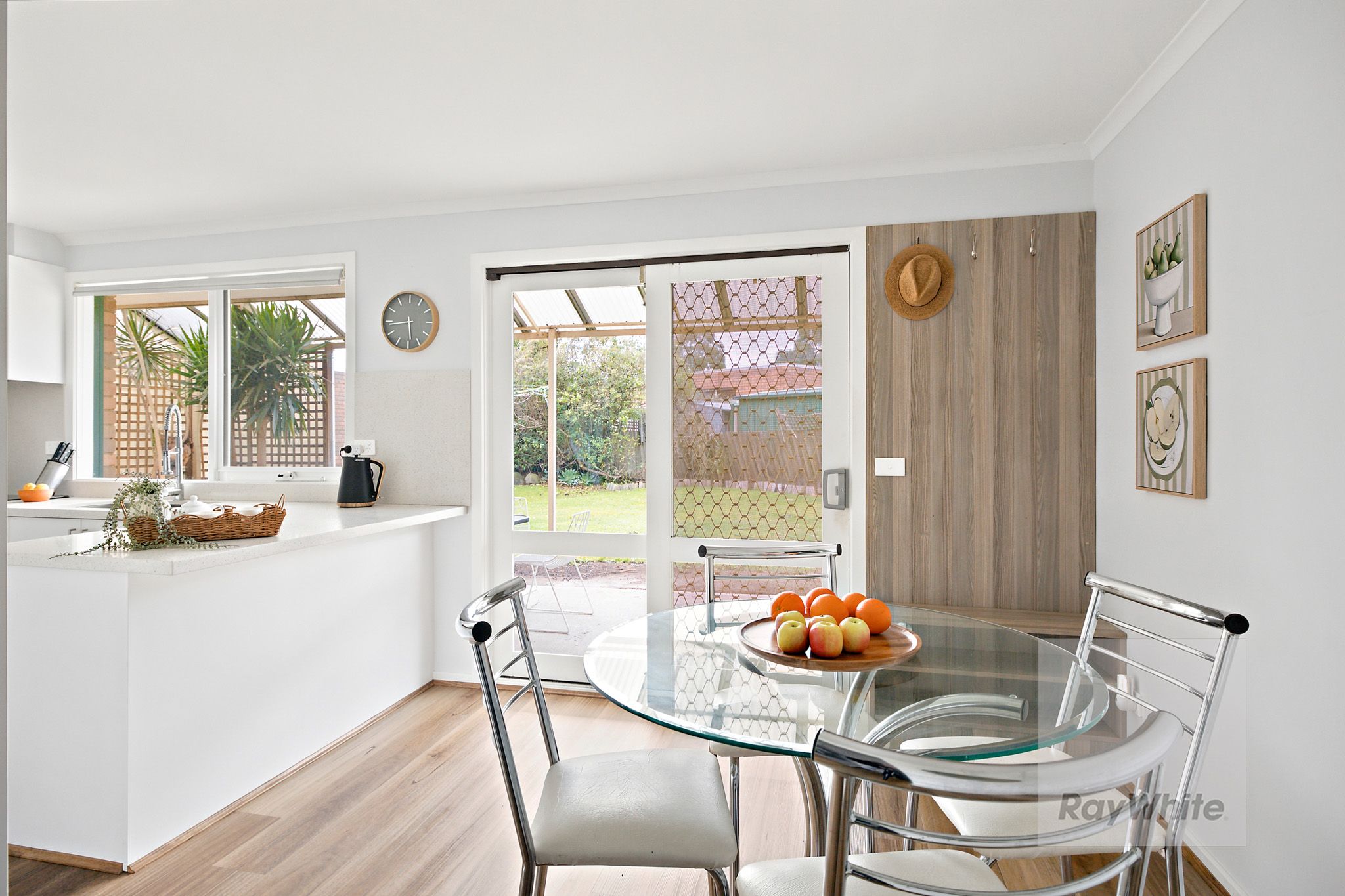 10 Dorrington Court — photo 3 of 15