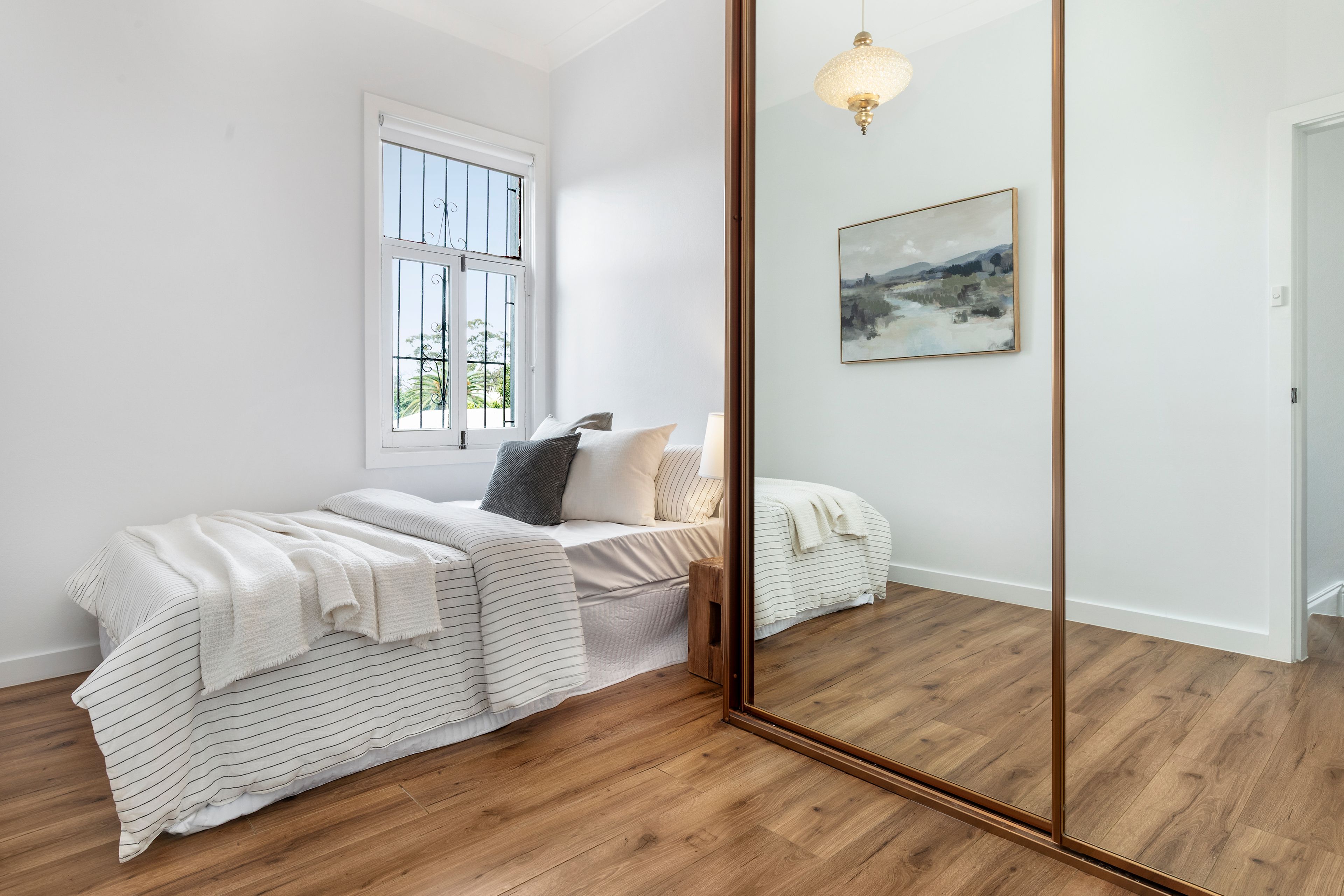 12 Little Comber Street — photo 9 of 11