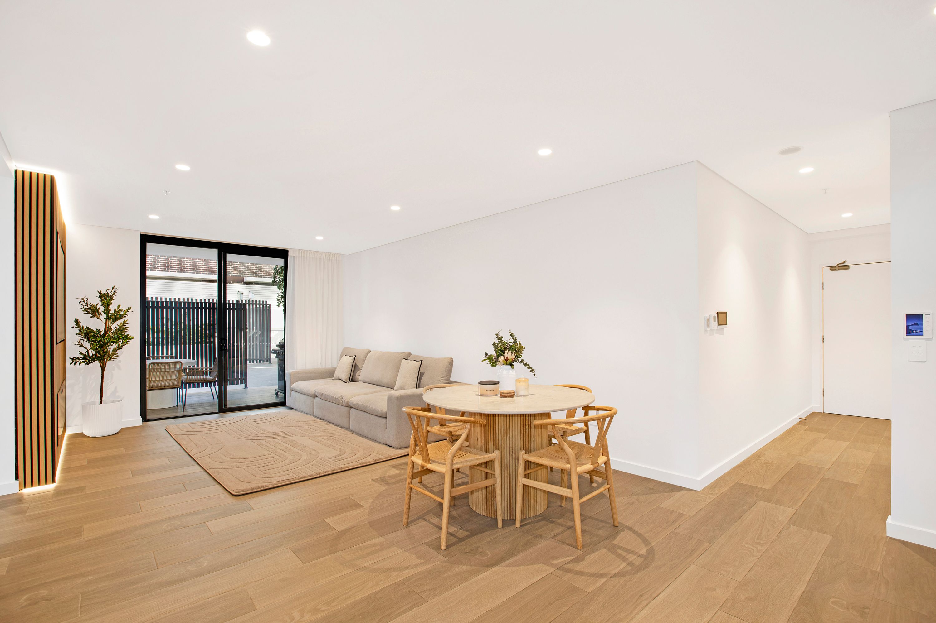 210/22 John Street — photo from Ray White Park Coast East