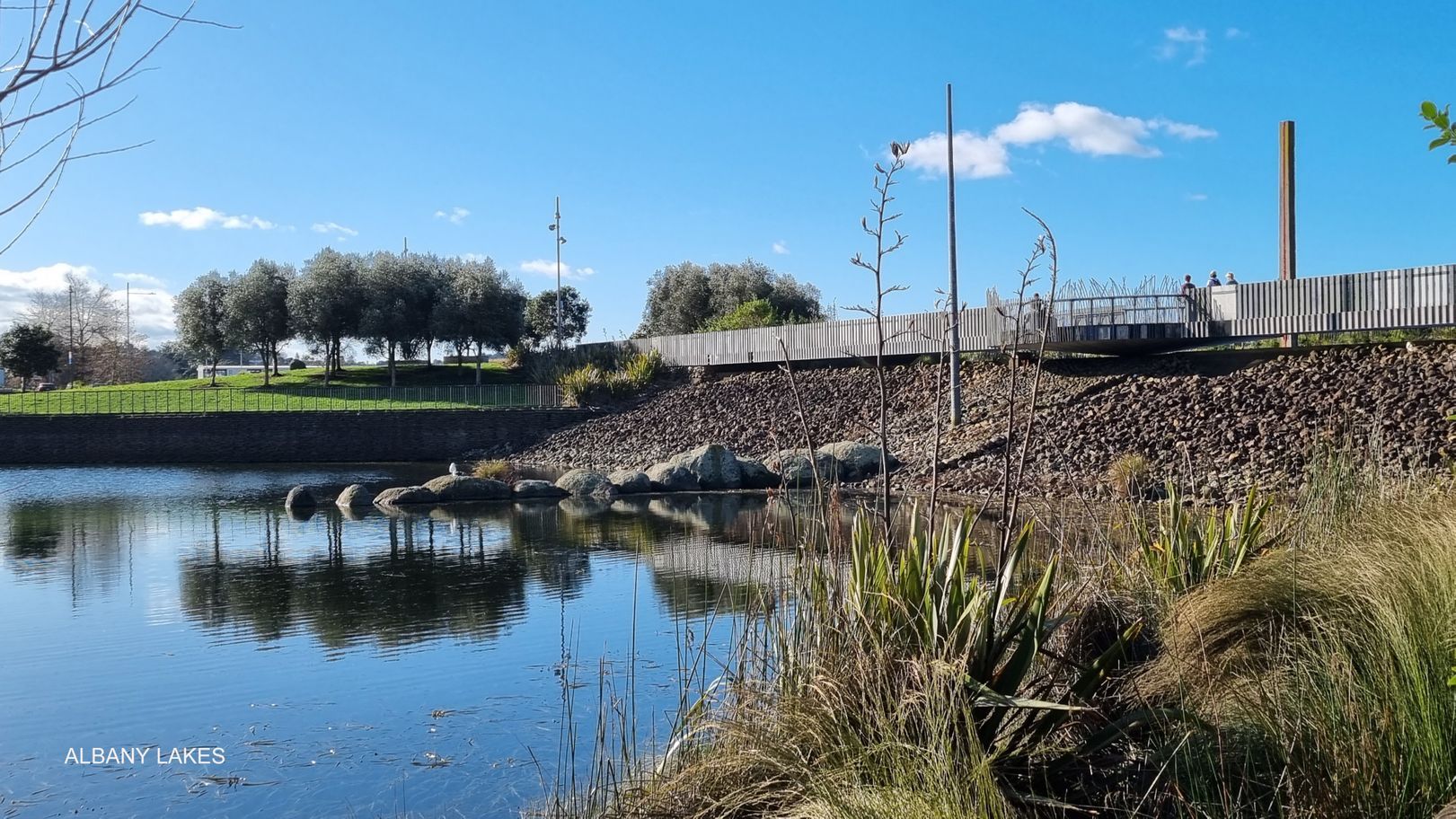 A605/1 Rose Garden Lane, Albany, North Shore City